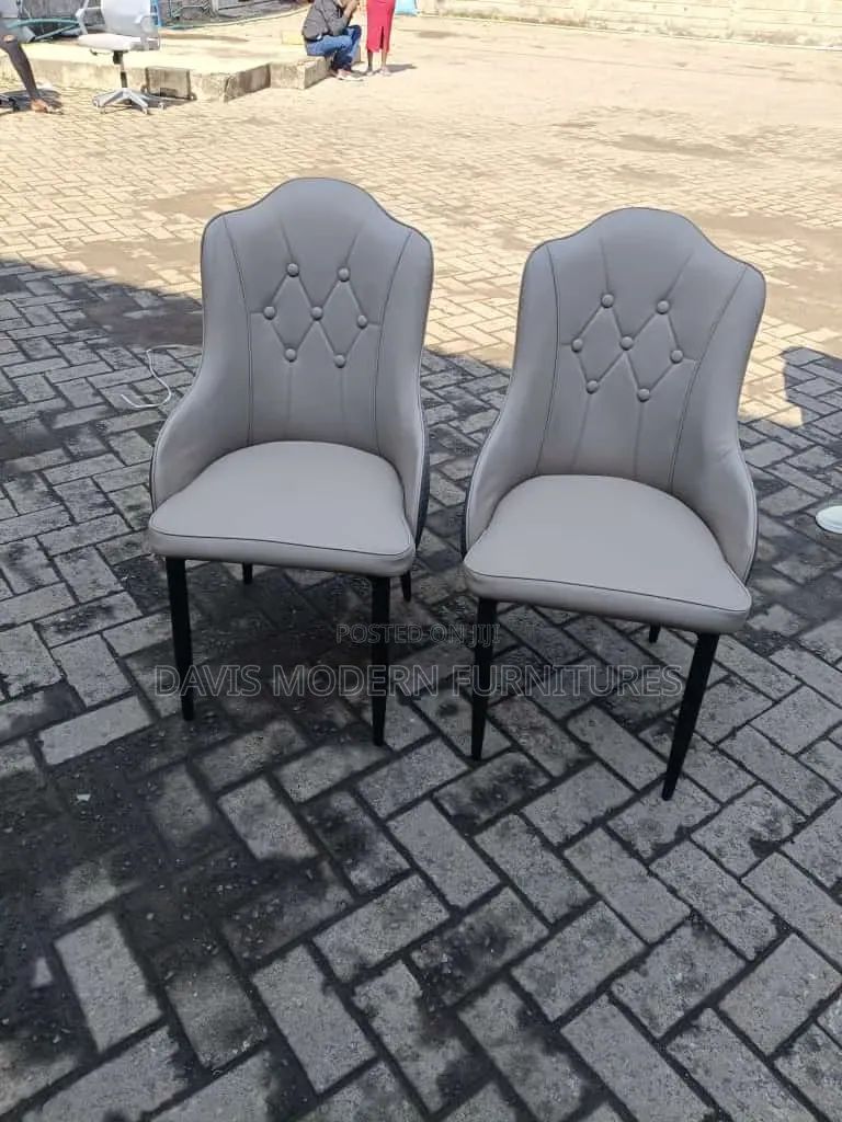 Tufted Dinning Chairs