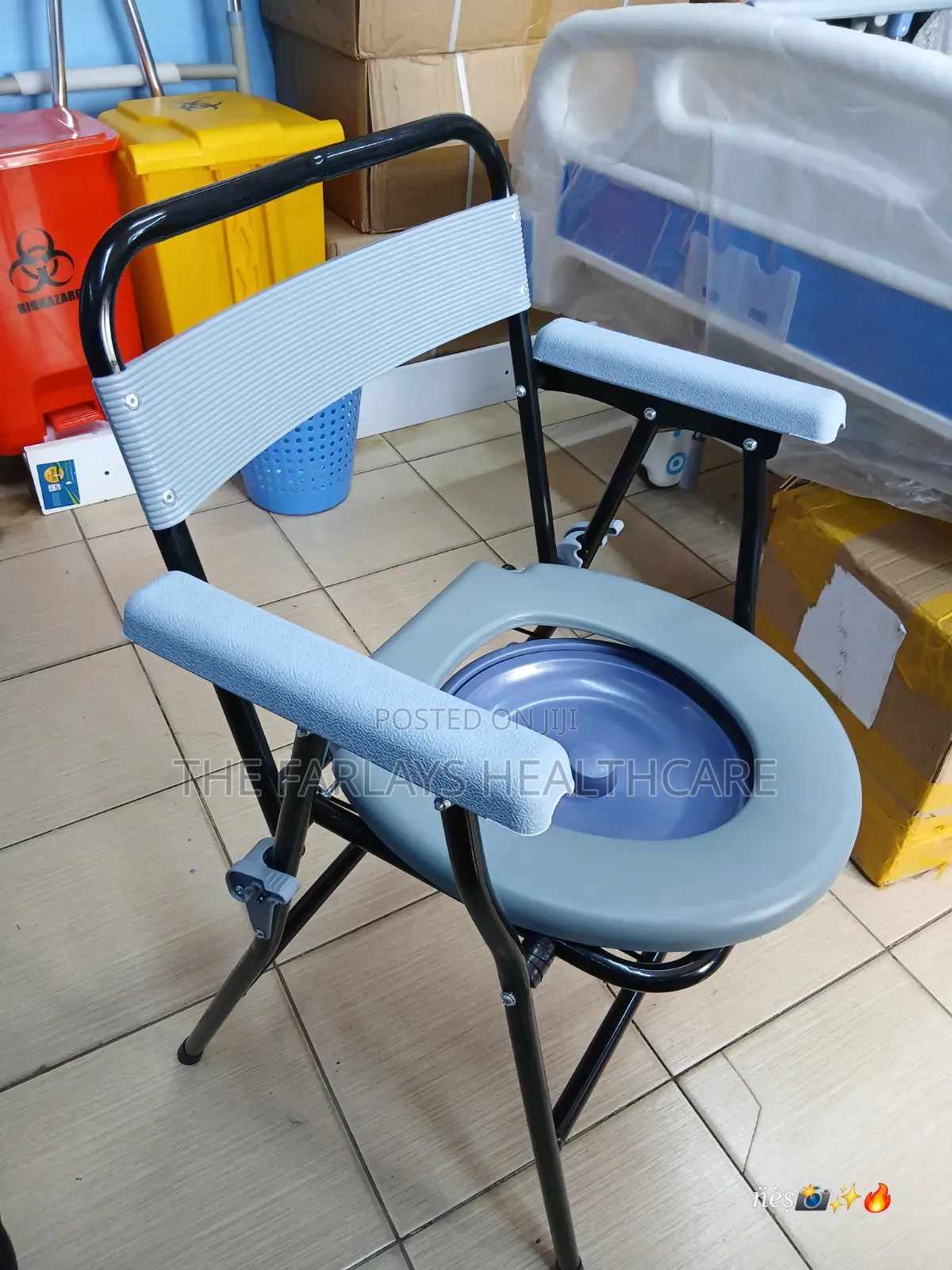 Foldable Commode Chair Light