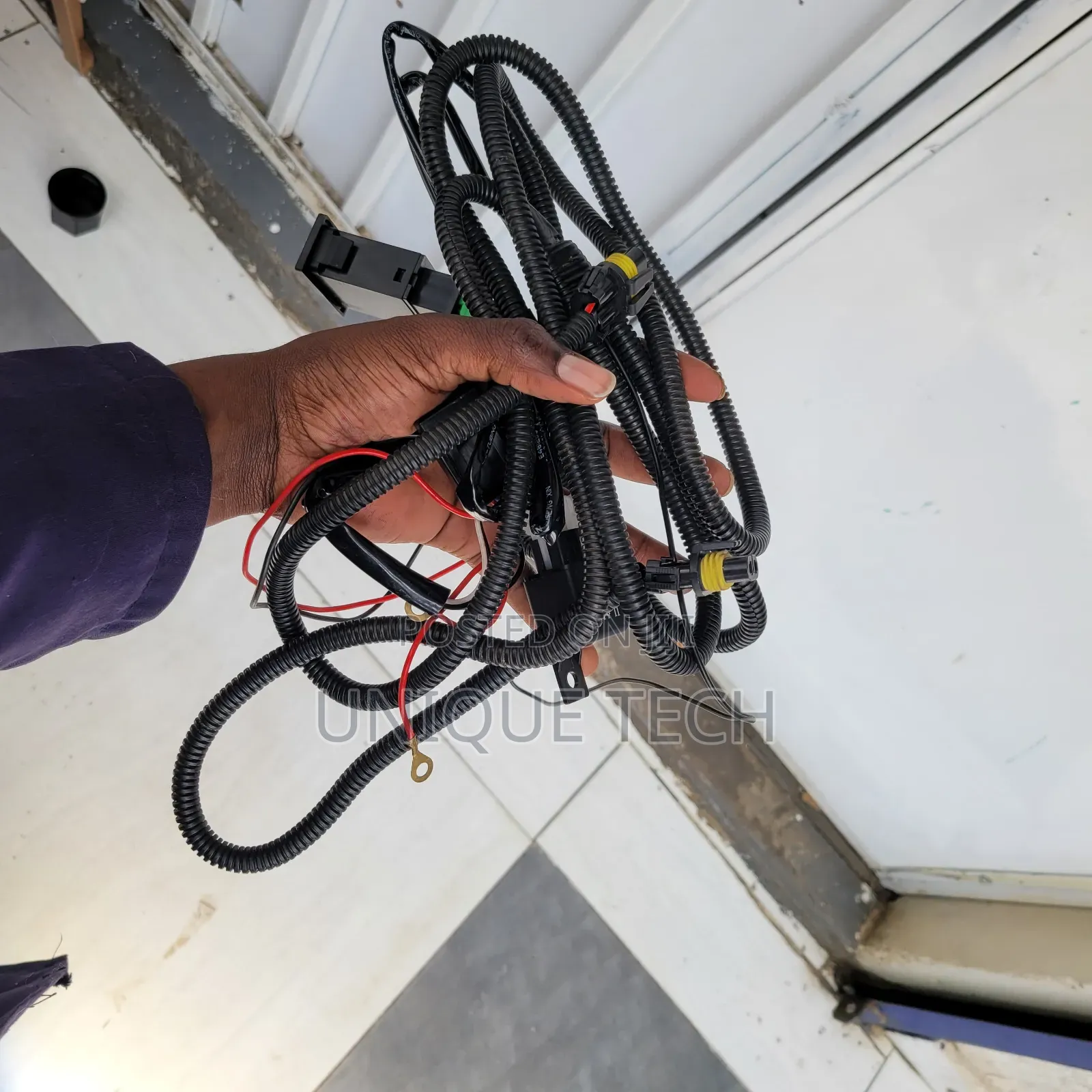 Universal H11 Fog Light Wiring Harness