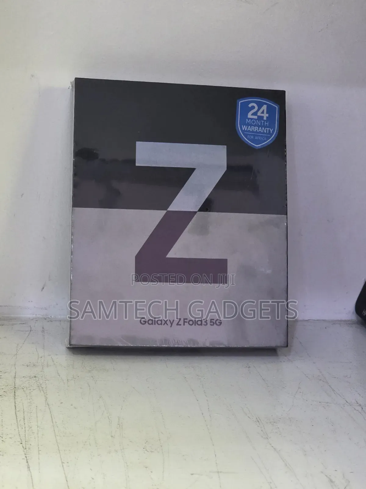 New Samsung Galaxy Z Fold3 5G 256 GB Blue