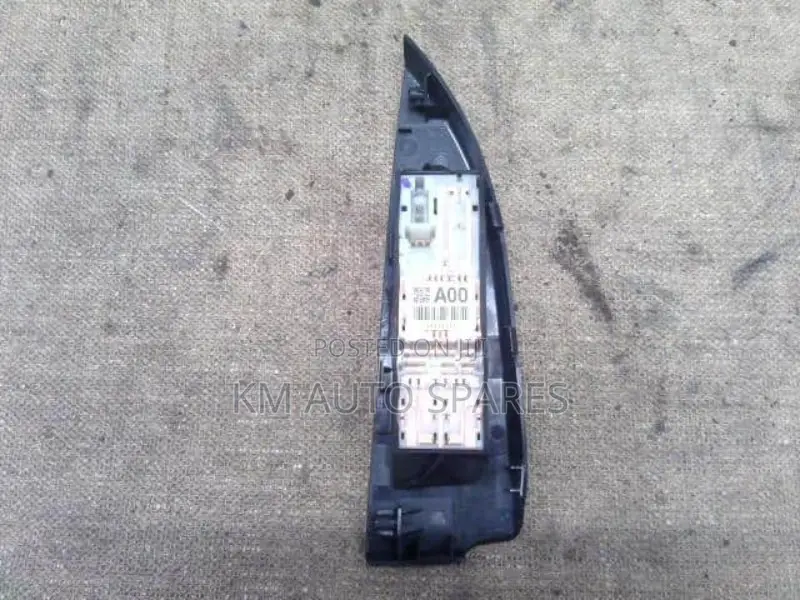 Subaru Legacy Main Power Window Switch