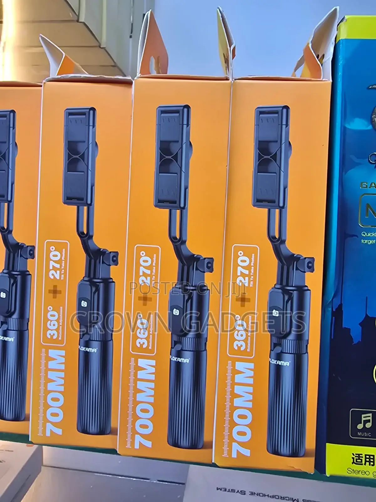 Plokama Live- Selfie Stick Tripod Led Bluetooth Remote