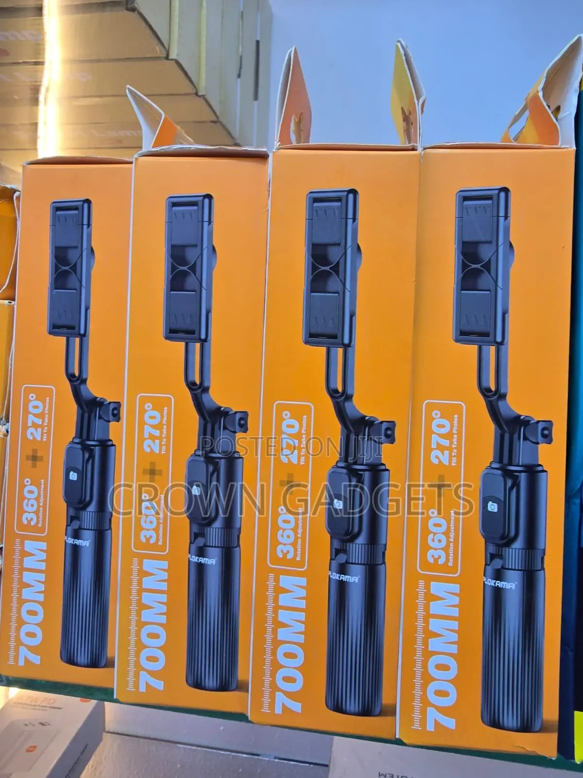 Live- 3-in-1 Selfie Stick 700mm Tripod With Led Light