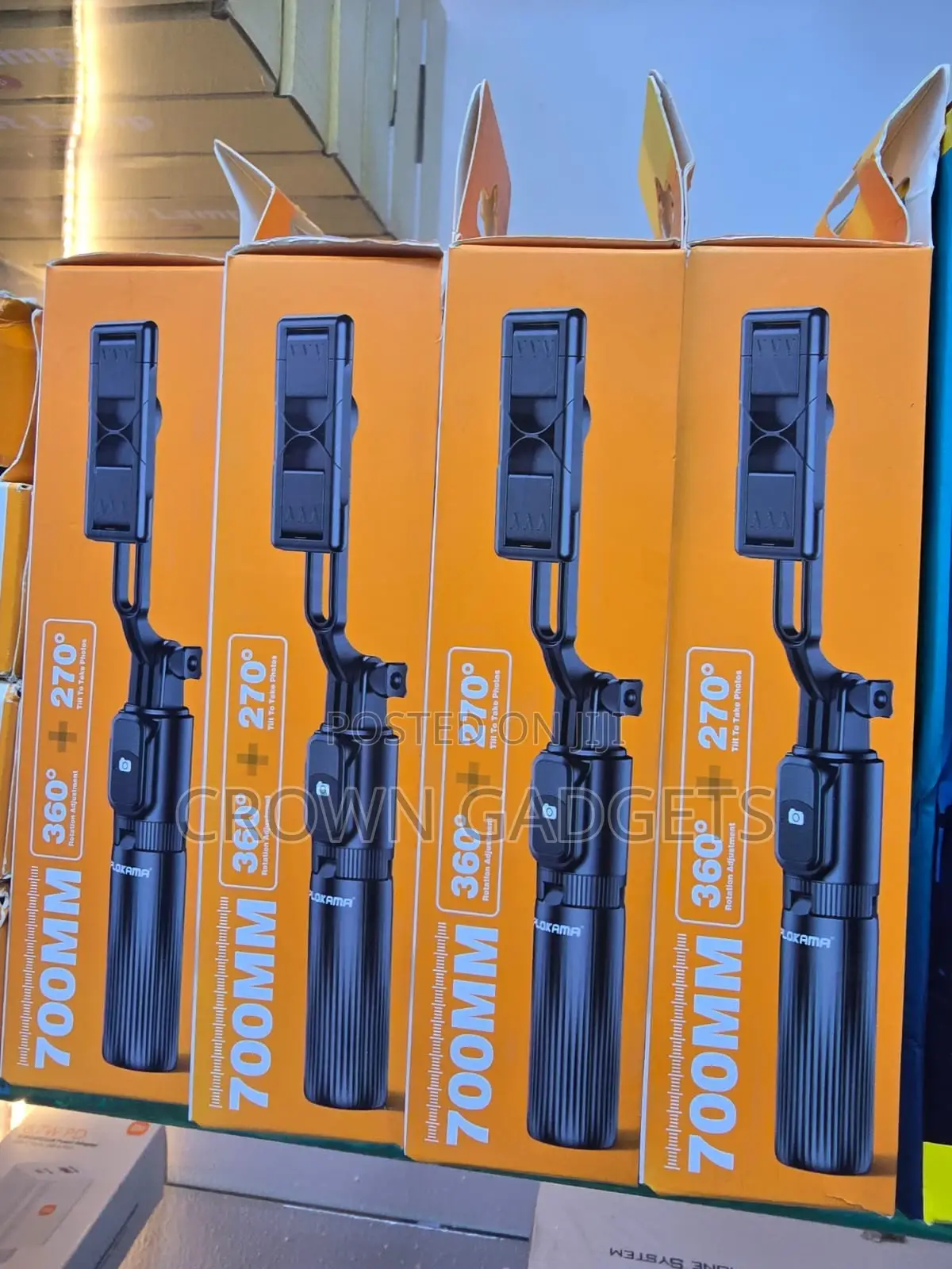 Live- 3-in-1 Selfie Stick 700mm Tripod With Led Light
