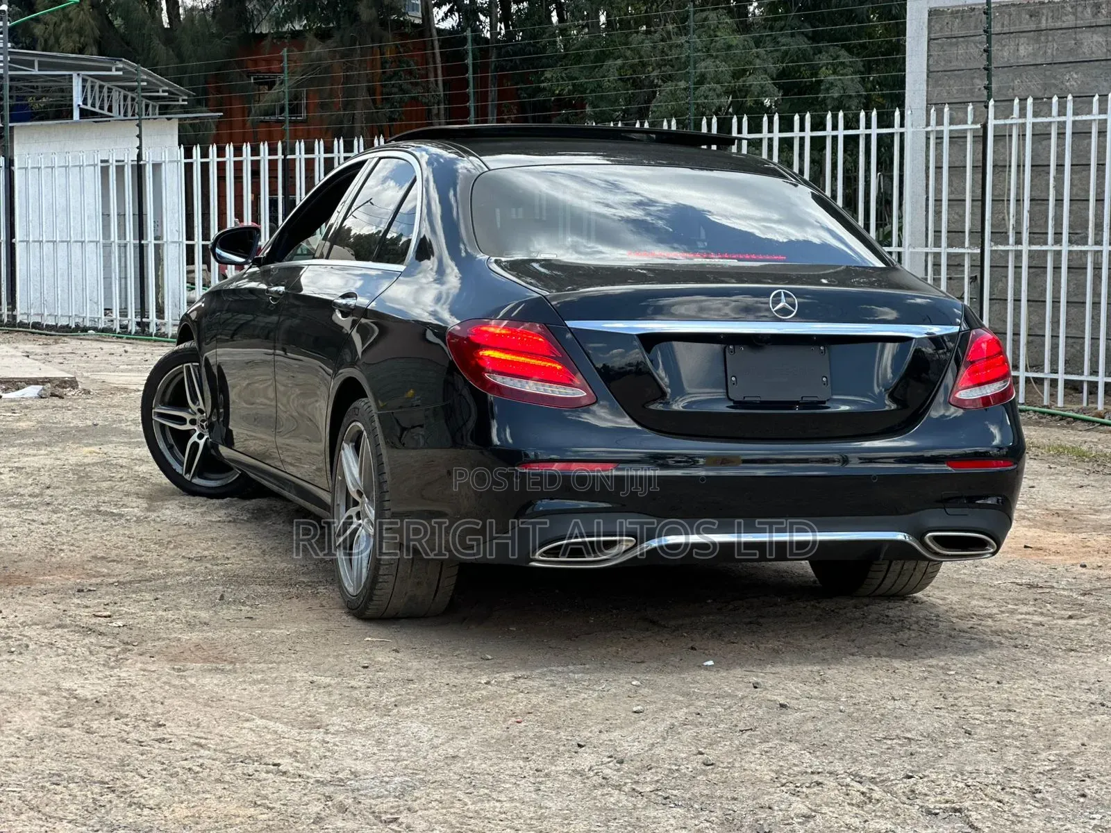 Mercedes-Benz E200 2019 Black
