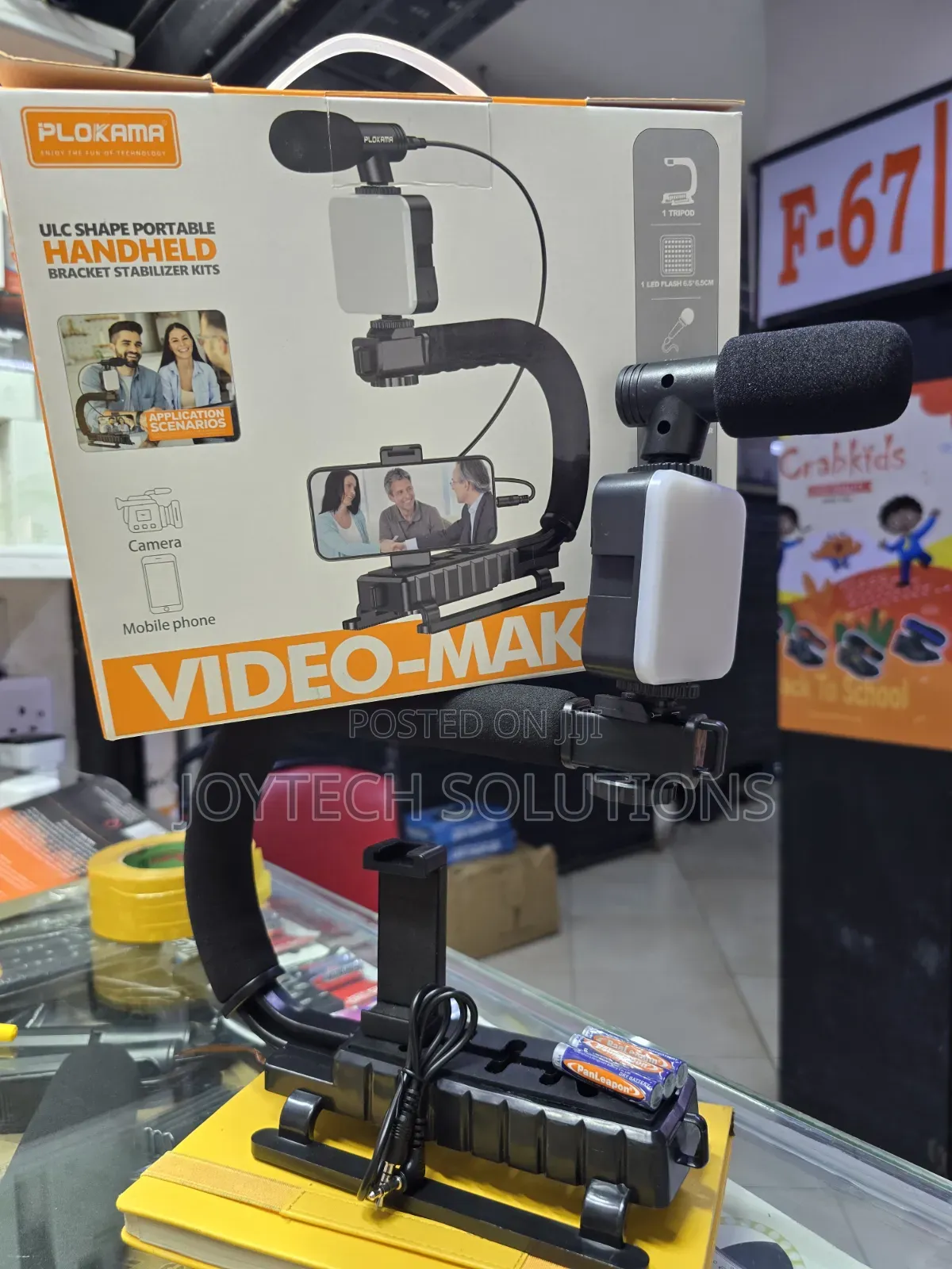 Plokama Handheld Video Stabilizer Kit With Microphone Light Pk 777