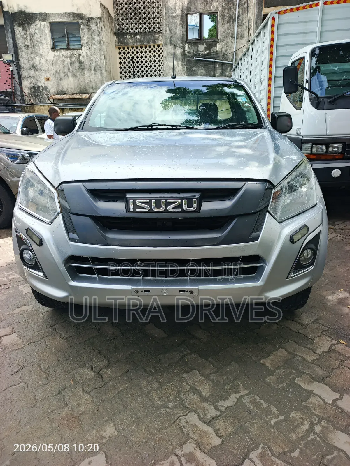Isuzu D-MAX 2022 Silver