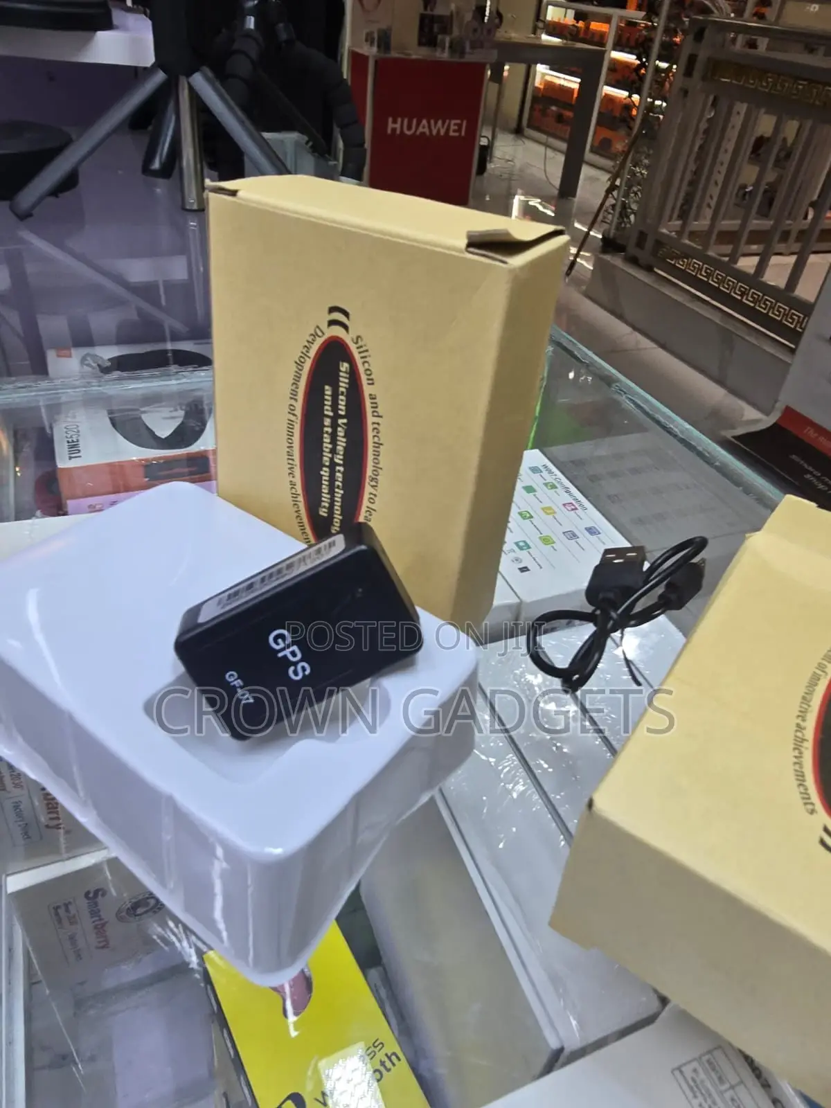 Gf-07 Real Time GPS Tracker Car Anti-Theft Sim Tracker