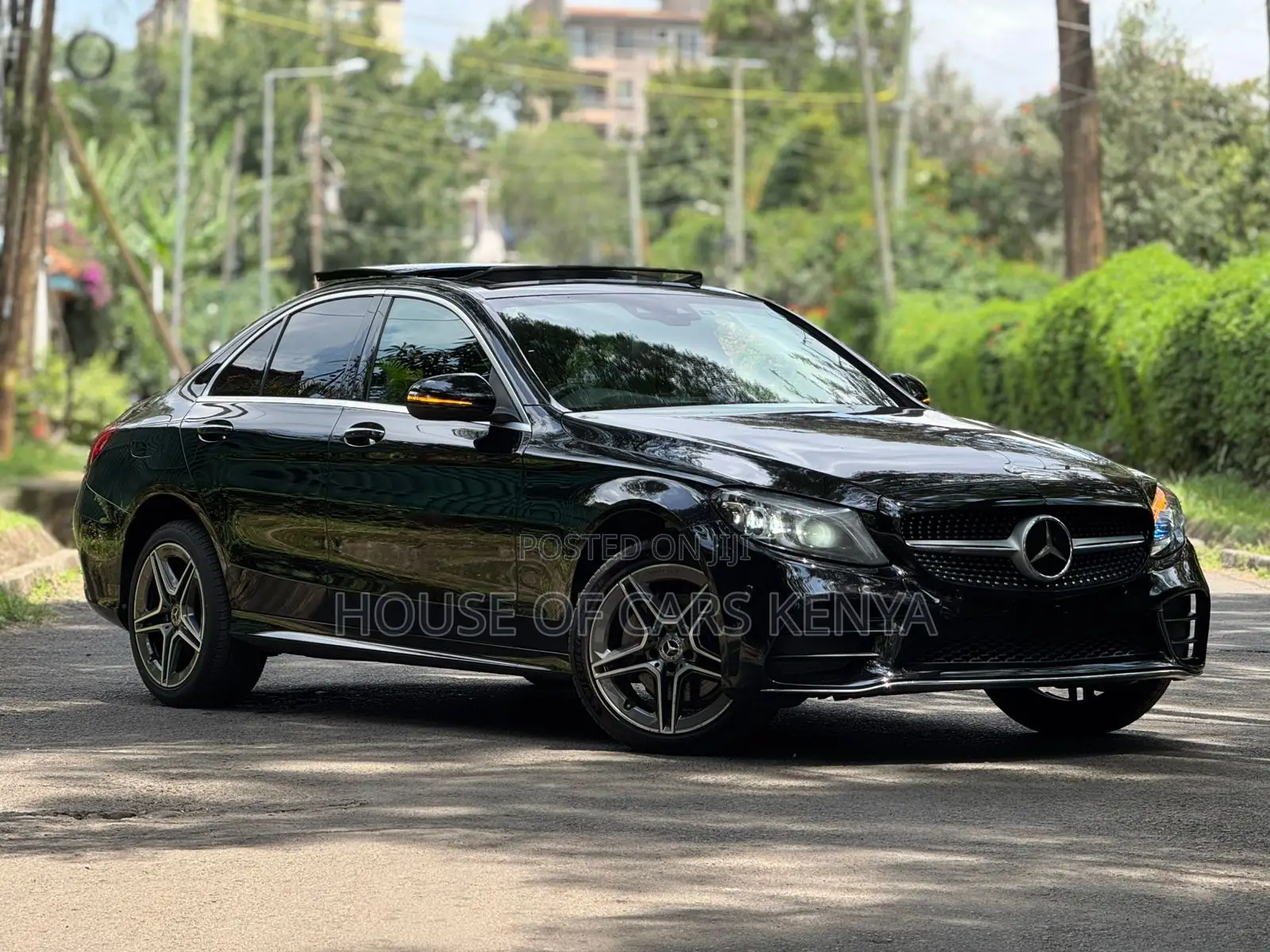 Mercedes-Benz C200 2019 Black