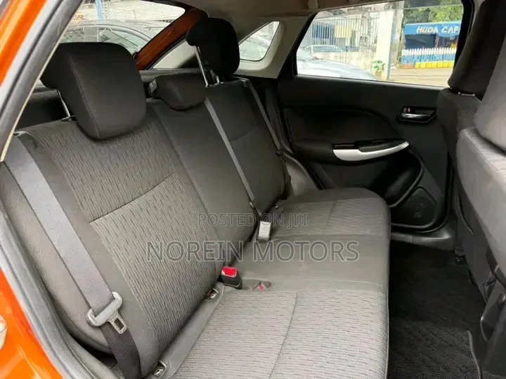Suzuki Baleno 2018 Gold