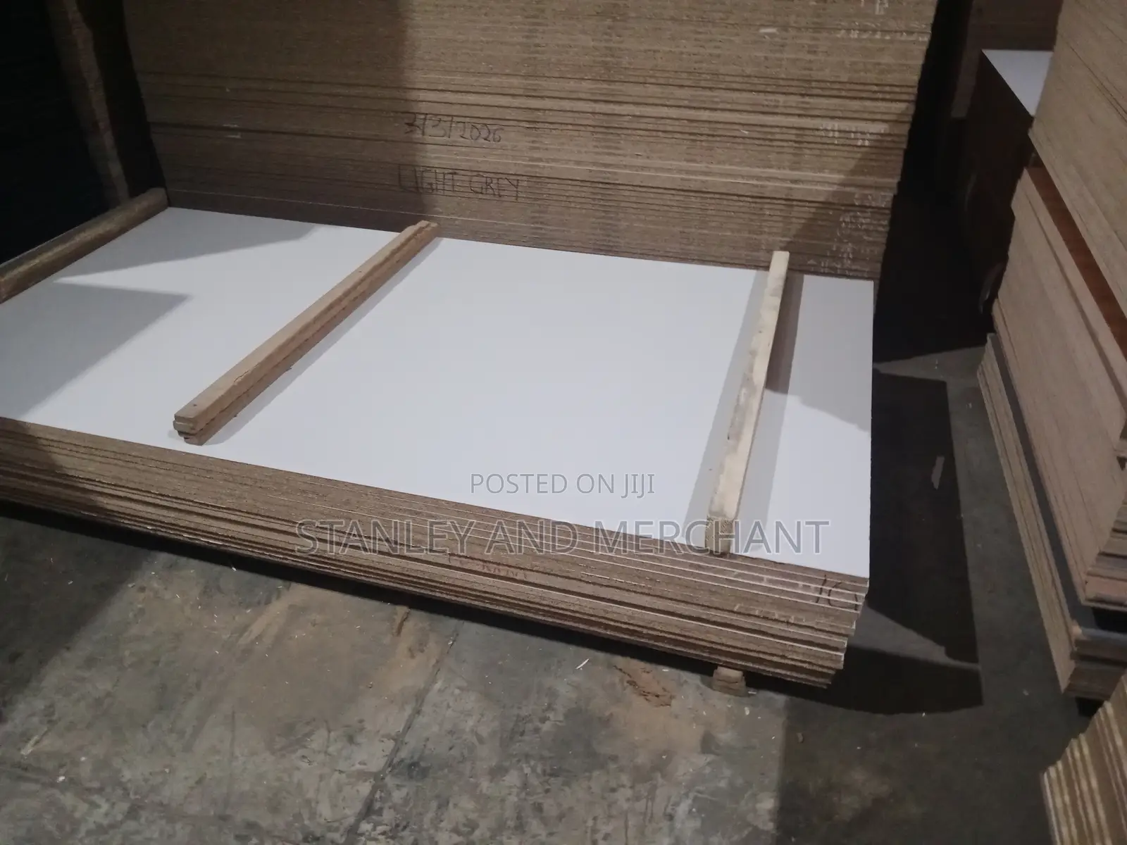 Kitchen White Boards MDF Good Quality Countrywide Delivery]