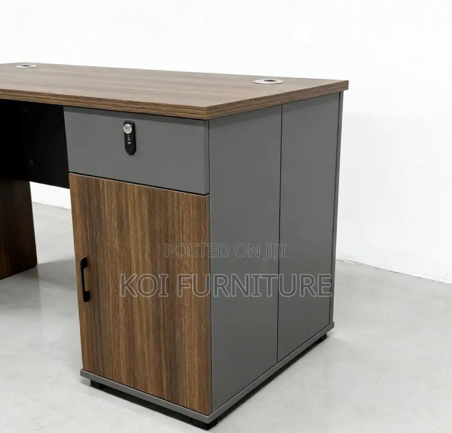 Office Desk; 1.4 Meters Ezecee Executive Office Desks