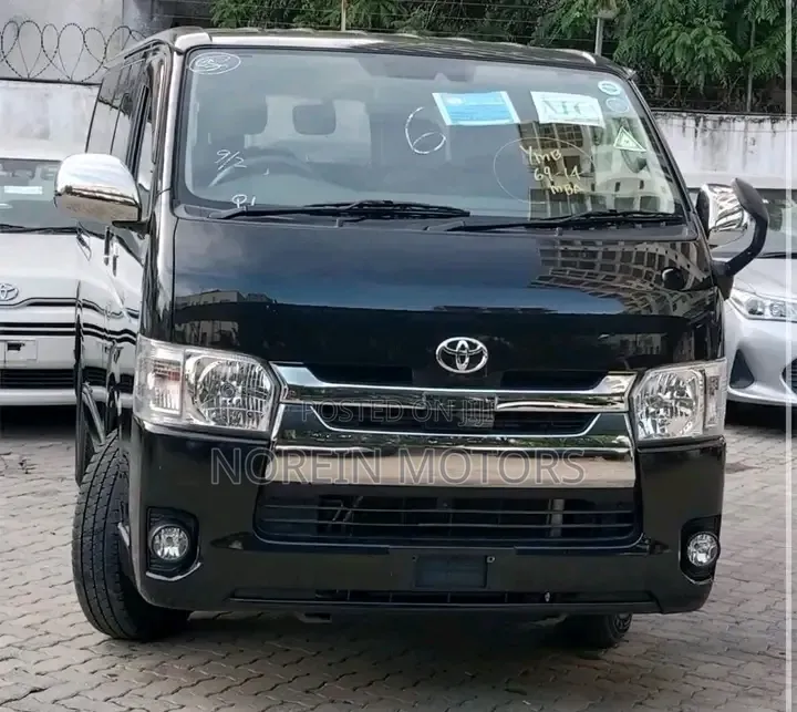 Toyota HiAce 2019 Black