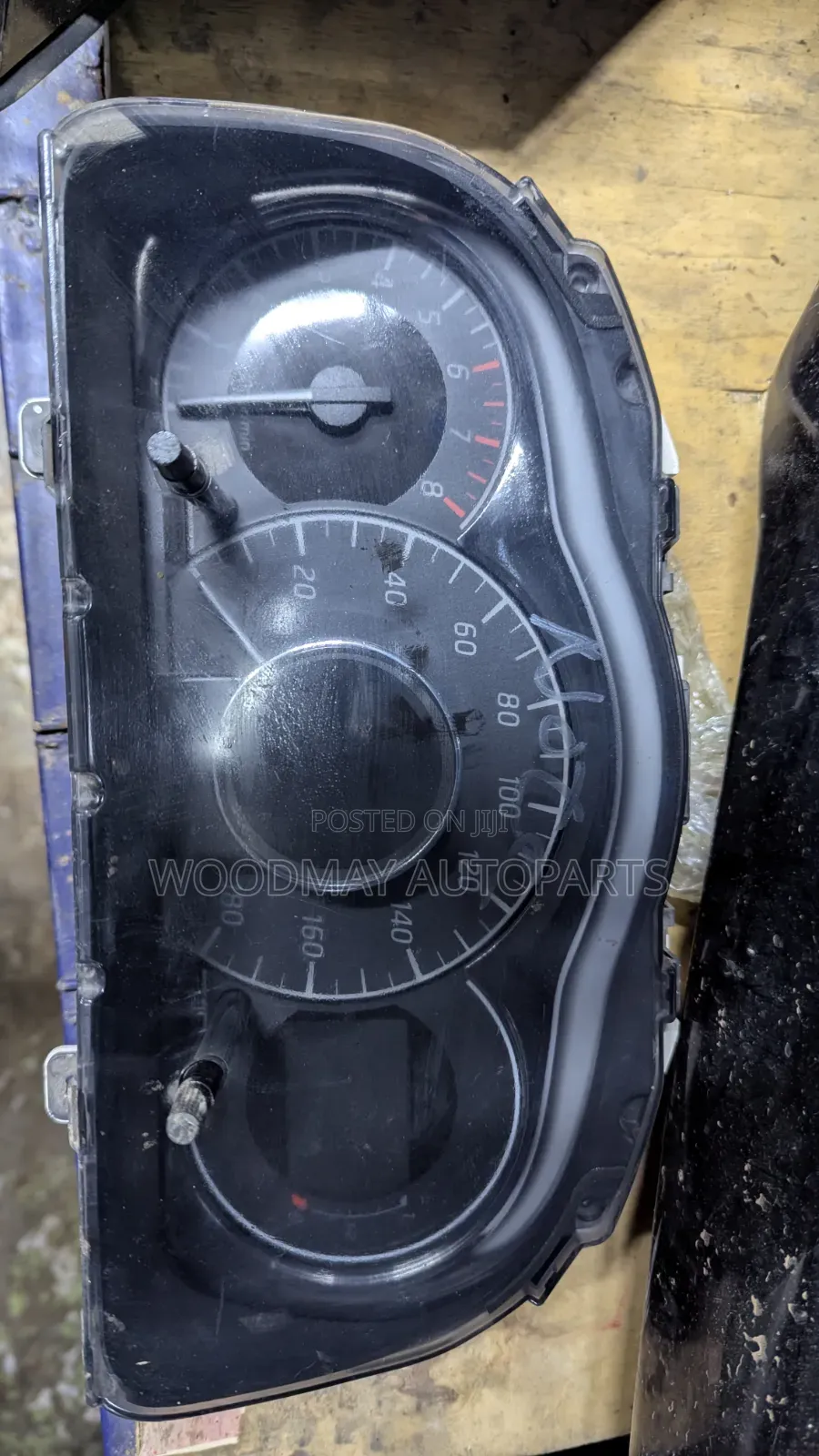 Nissan Note E11 Clock