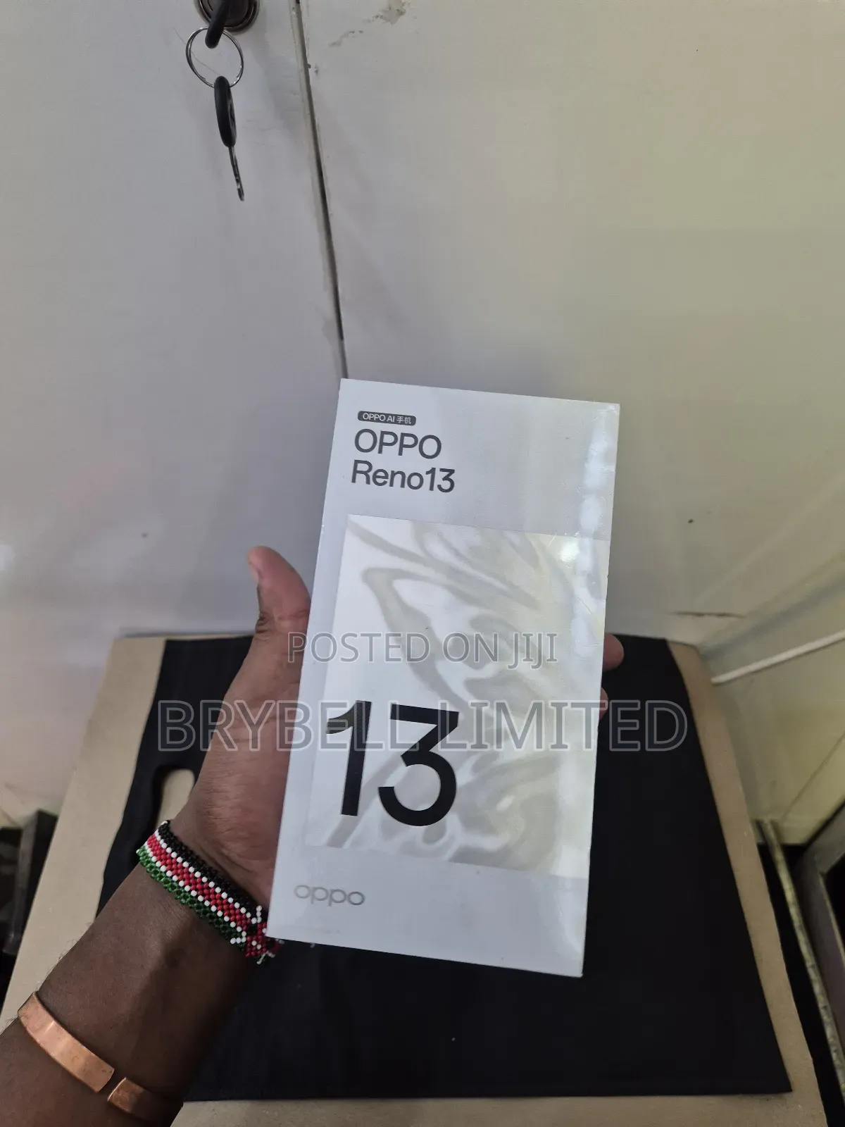 New Oppo Reno13 256 GB White