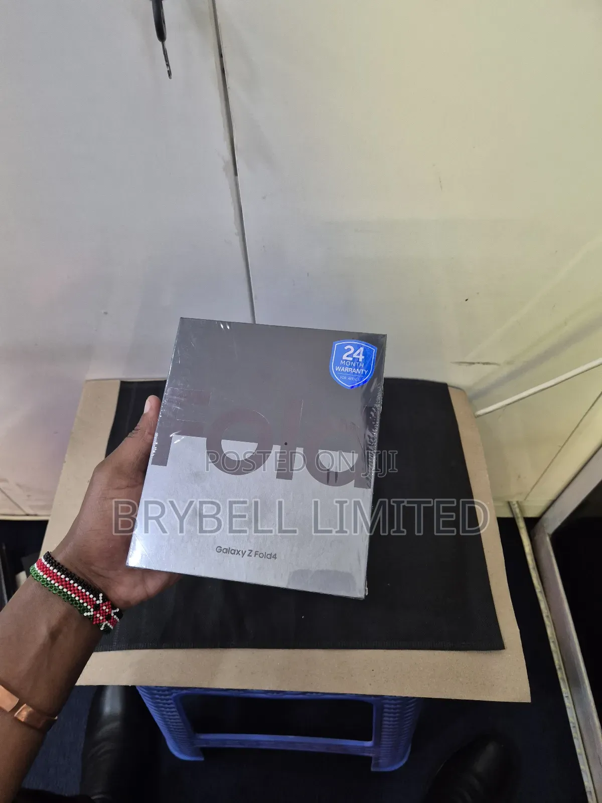 New Samsung Galaxy Z Fold4 256 GB Blue
