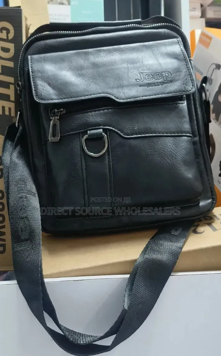 Jeep Messenger Bag – Fashionable Everyday Bag
