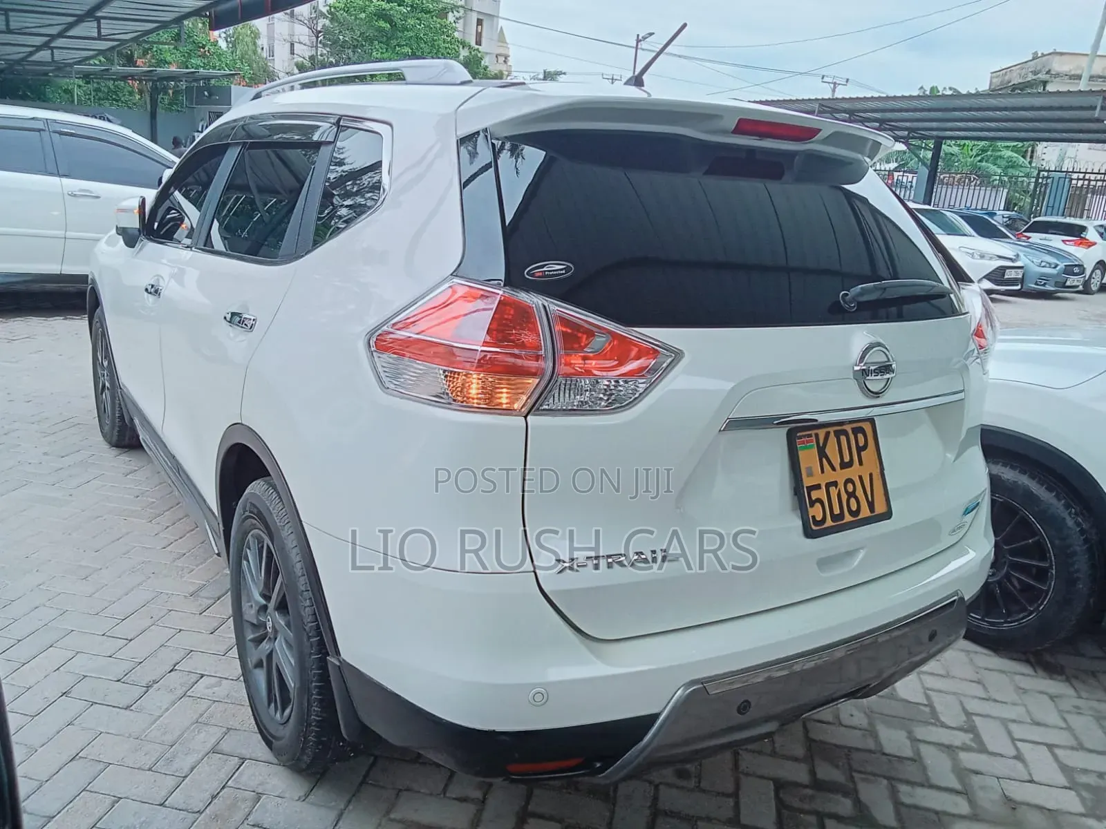Nissan X-Trail 2017 White
