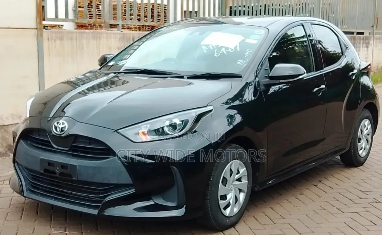 Toyota Yaris 2019 Black