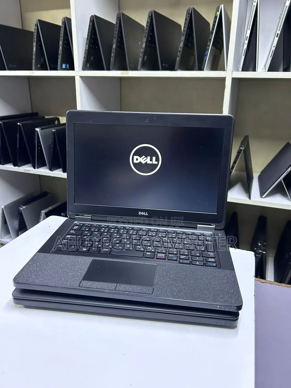 Laptop Dell Latitude E5270 4GB Intel Core i5 SSD 128GB