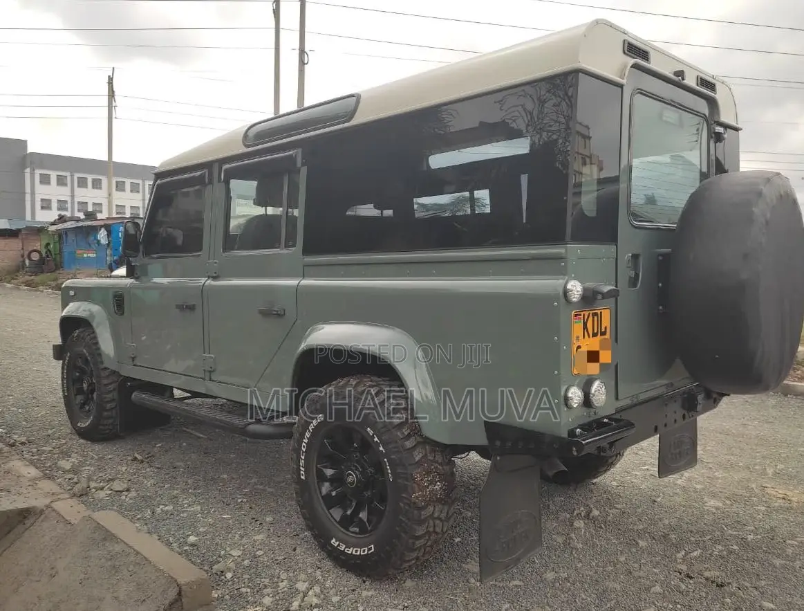 Land Rover Defender 2006 Green
