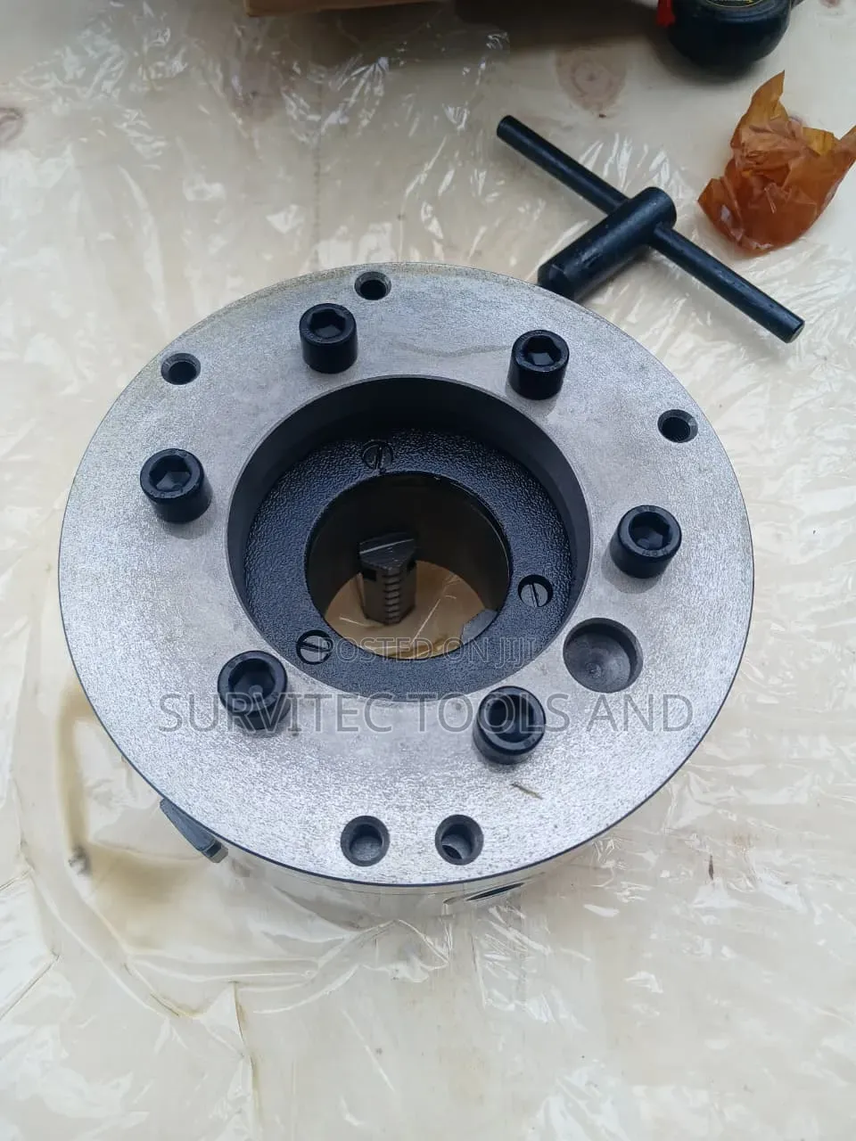 8 Inch 3-Jaw Self Centering Lathe Chuck With Back Plate