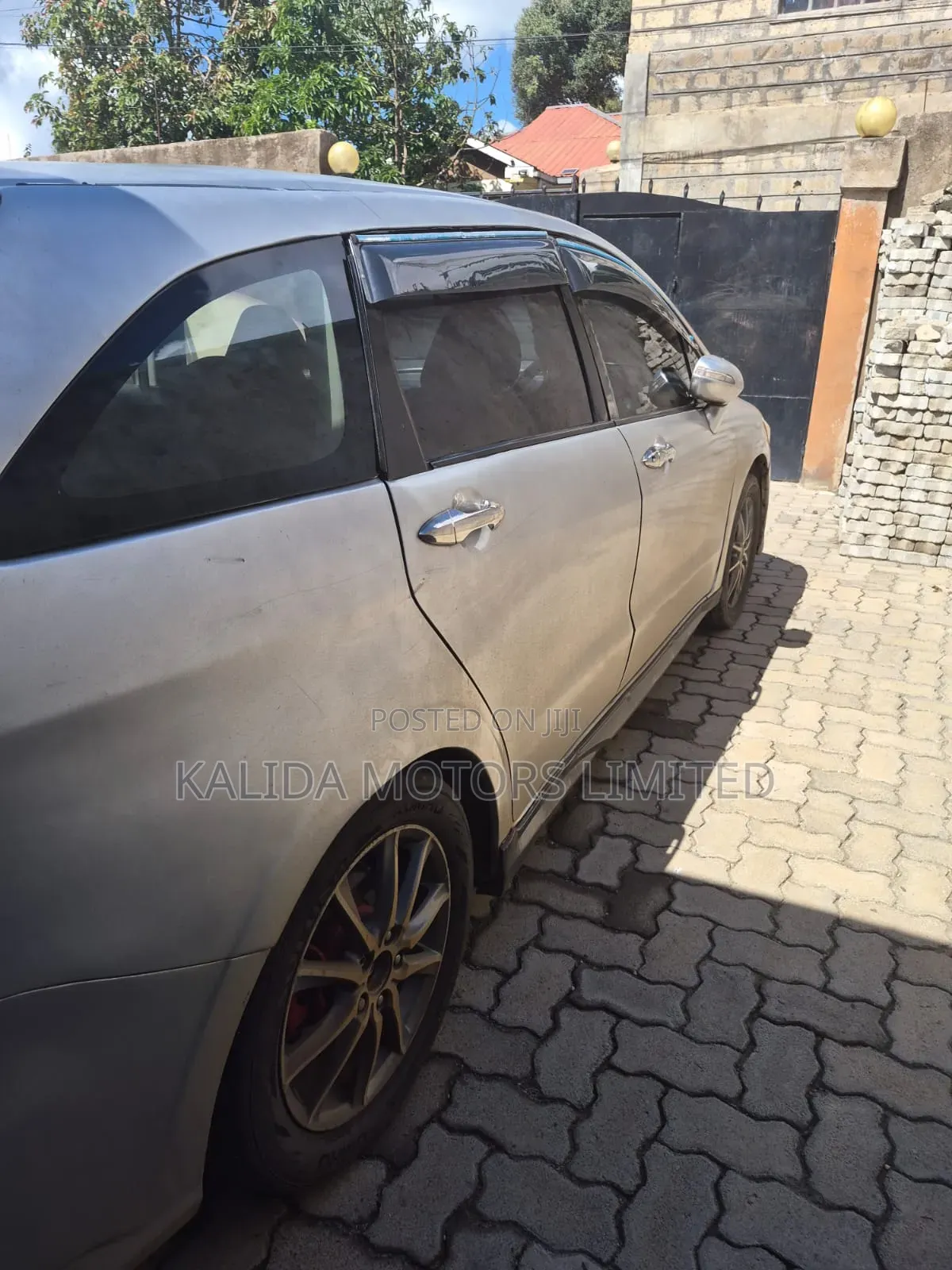 Honda Stream 1.7i LS 2011 Silver