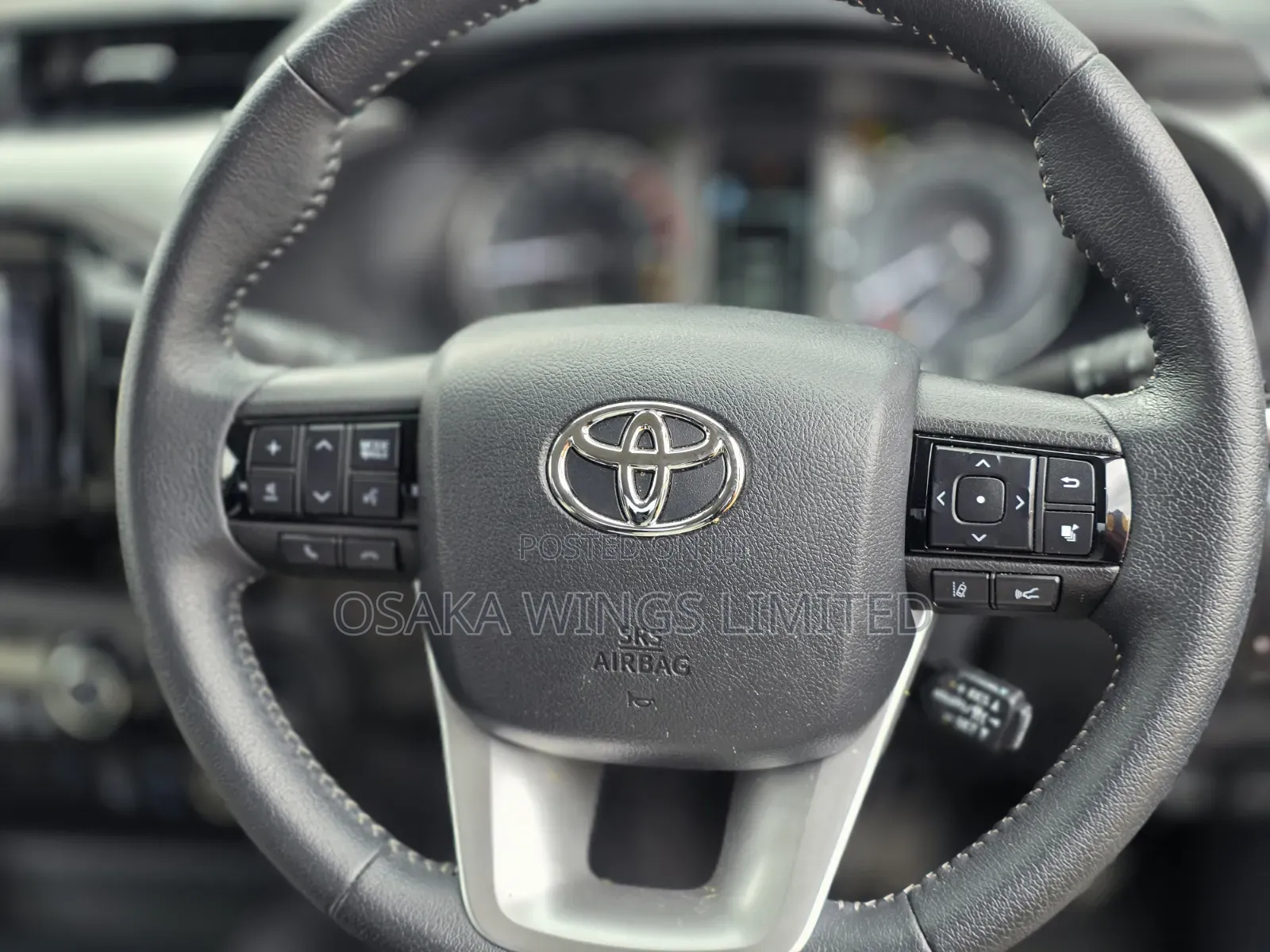 Toyota Hilux 2021 Black