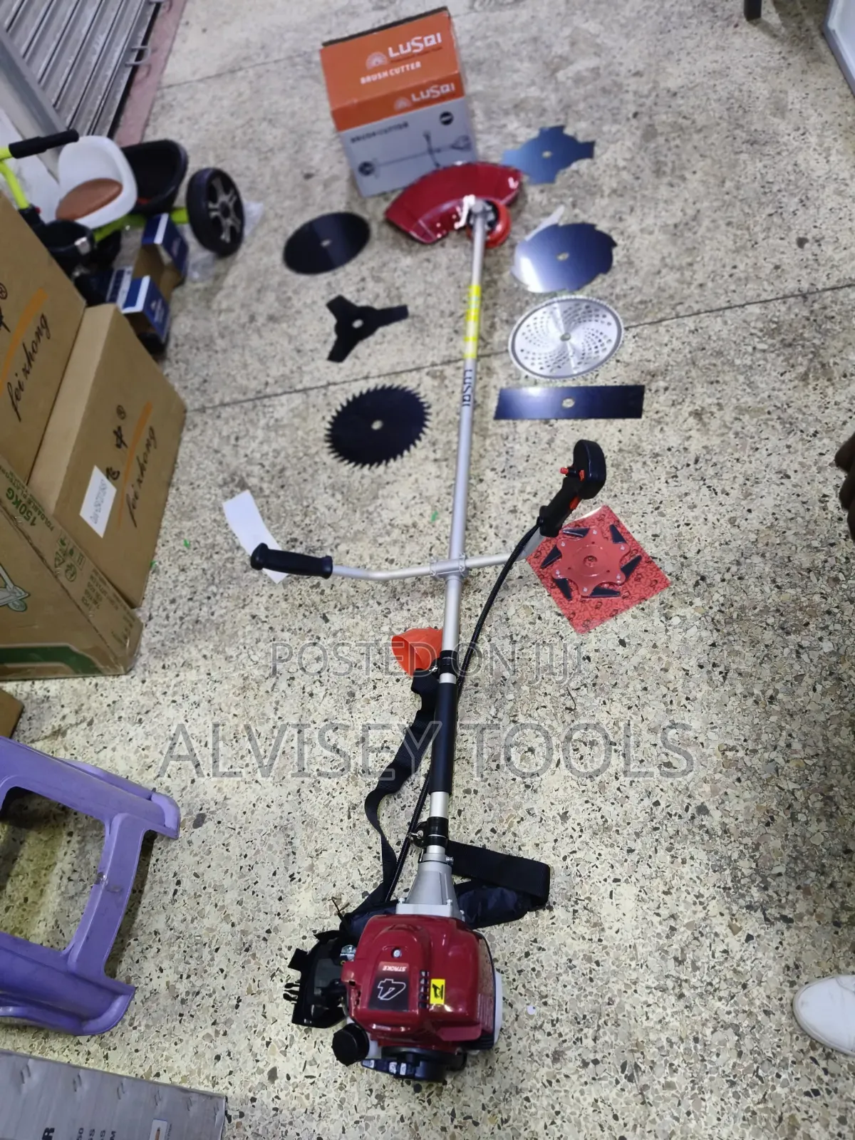 Brush Cutter 4 Stroke/ Grass Cutter Machine