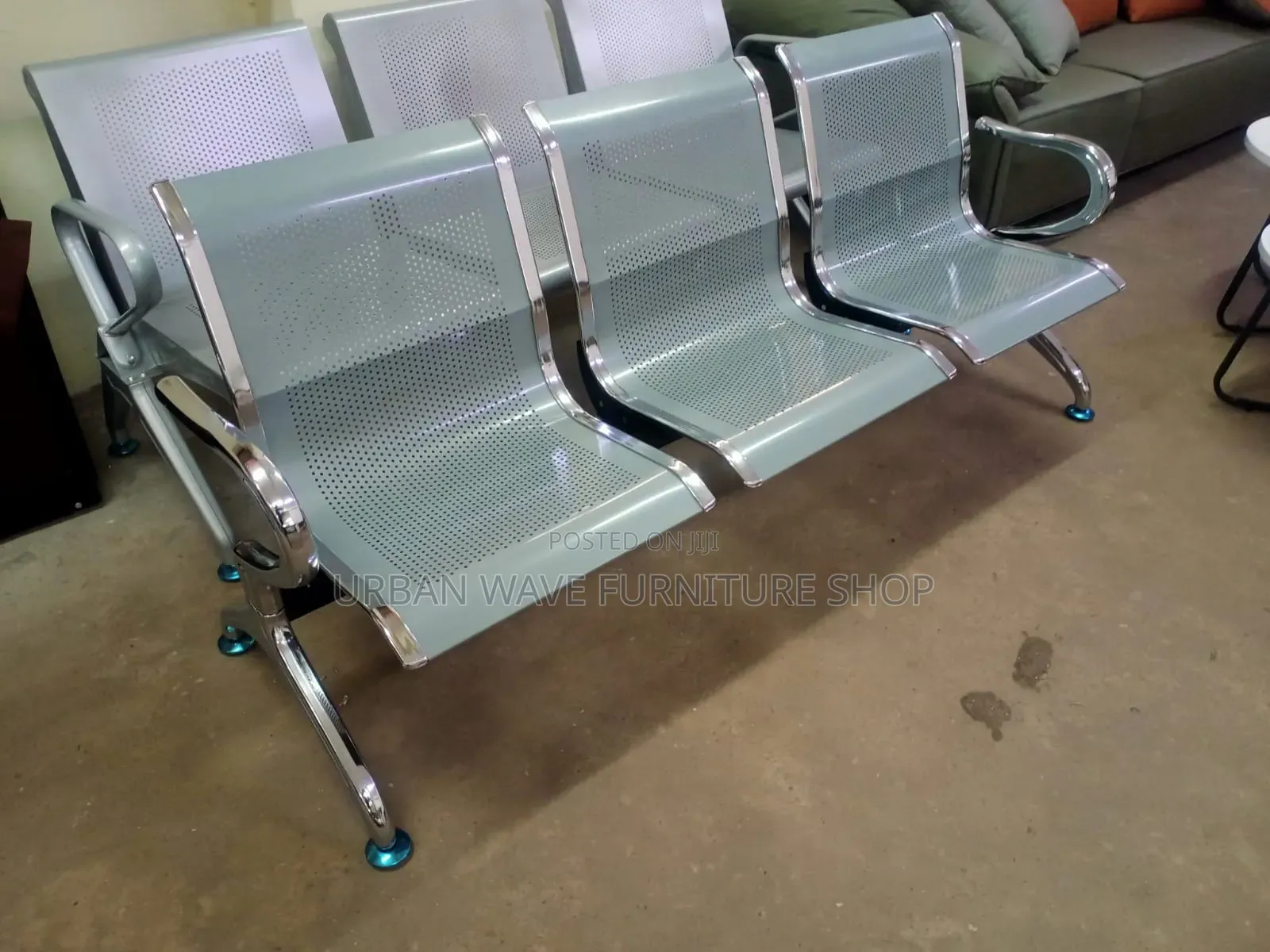 Silver Classic Waiting Chair