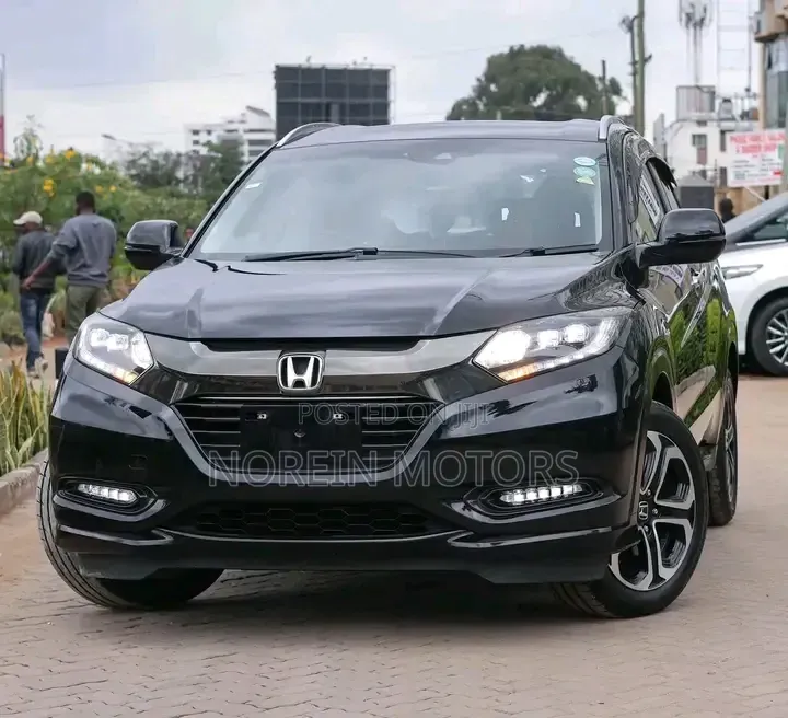 Honda Vezel 1.5 4WD 2018 Matt Black