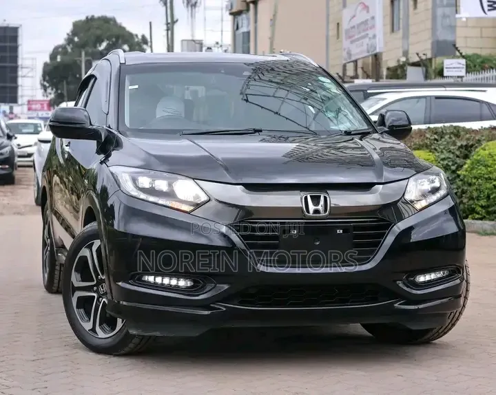 Honda Vezel 1.5 4WD 2018 Matt Black