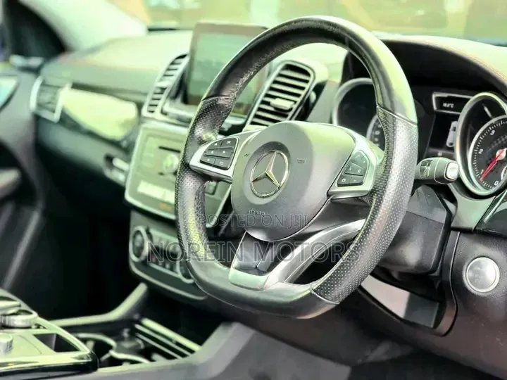 Mercedes-Benz GLE-Class GLE 350d 4MATIC 2018 Black