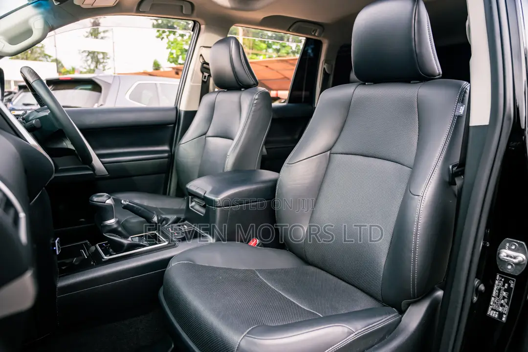 Toyota Land Cruiser Prado 2.8 2020 Black