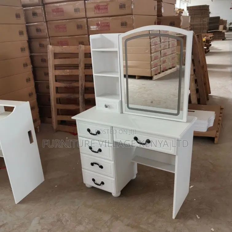 Modern White Bedroom Vanity Make Up Desk