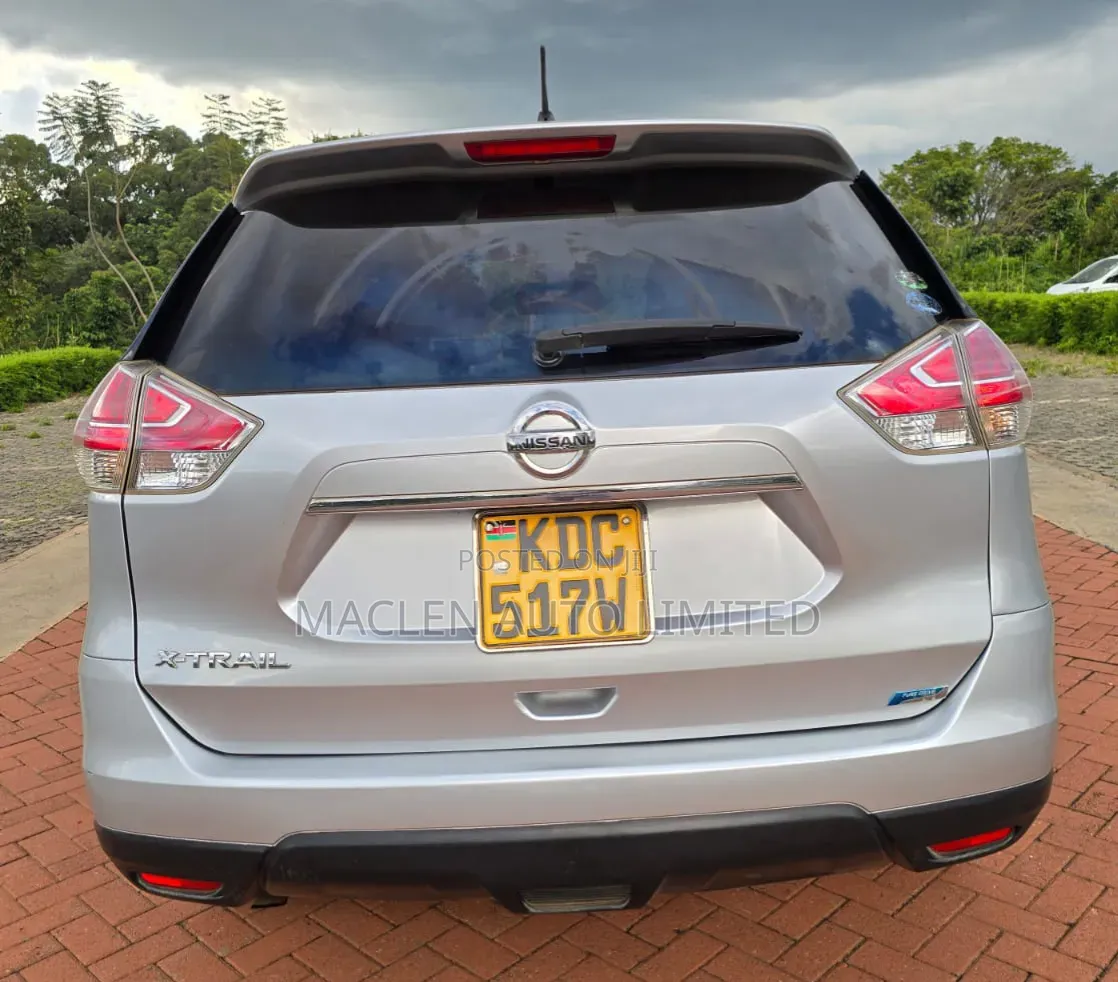 Nissan X-Trail 2014 Silver