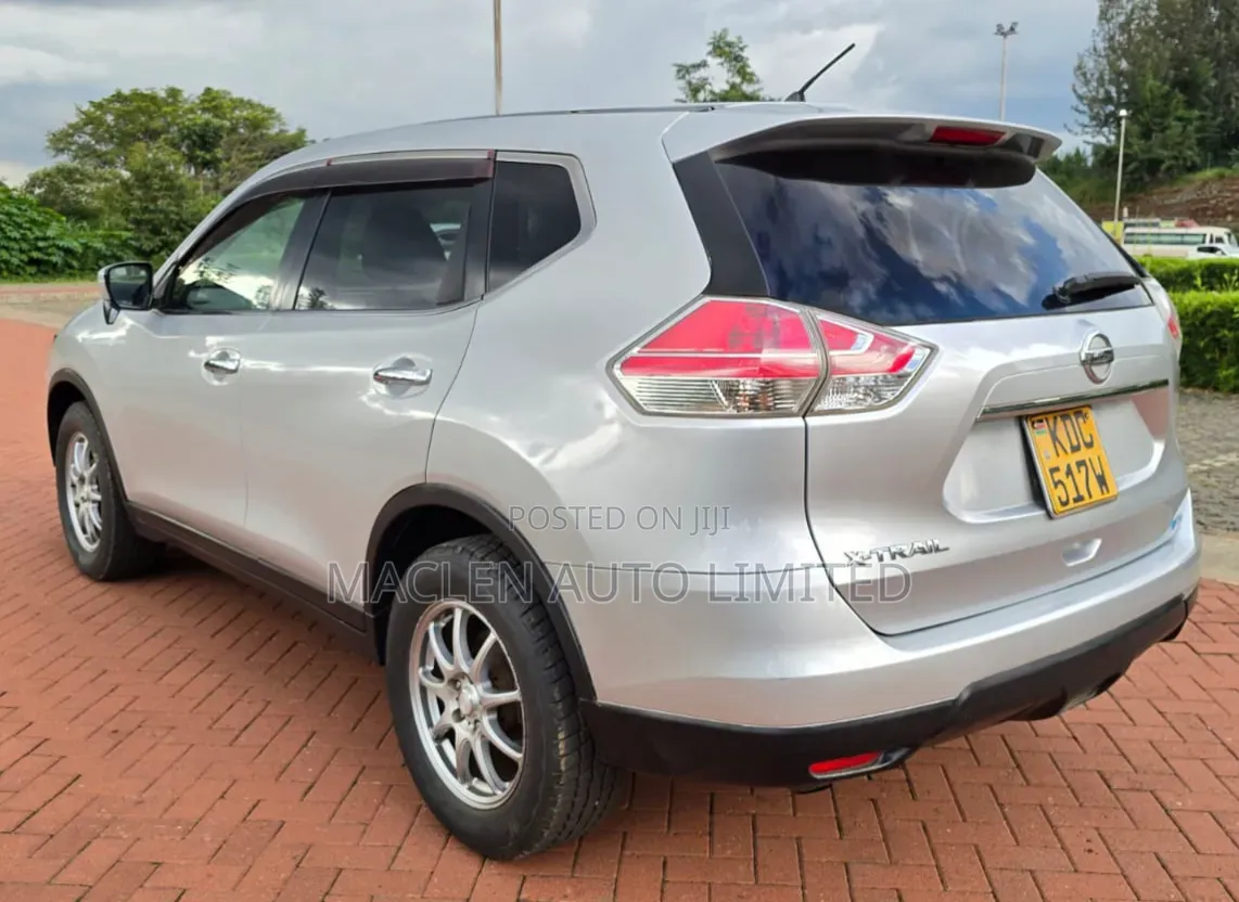 Nissan X-Trail 2014 Silver