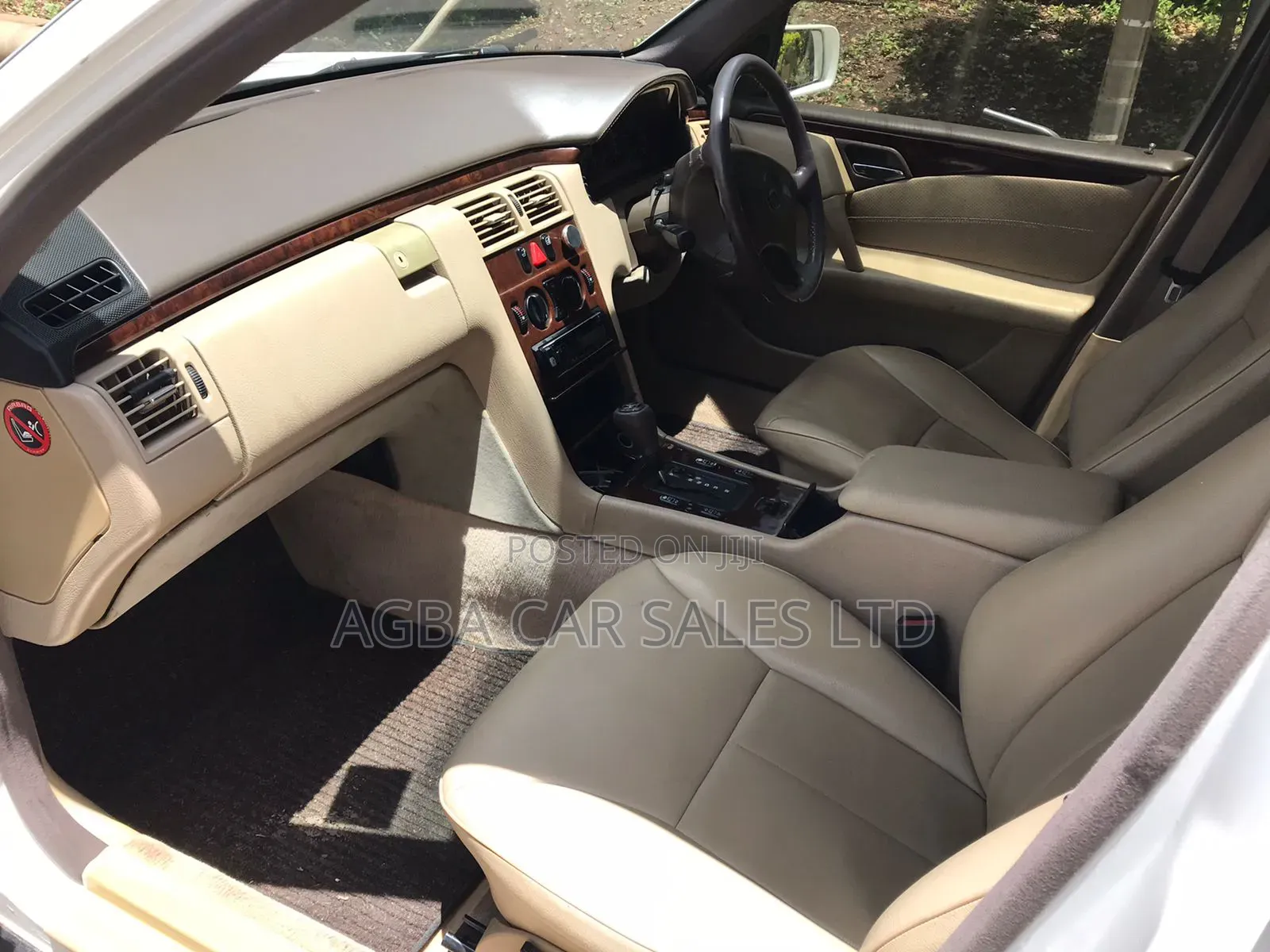 Mercedes-Benz E200 1998 White