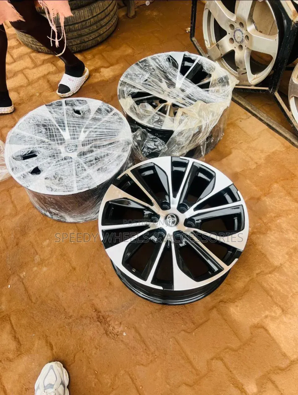 Land Cruiser 200 Series Rims 20inch