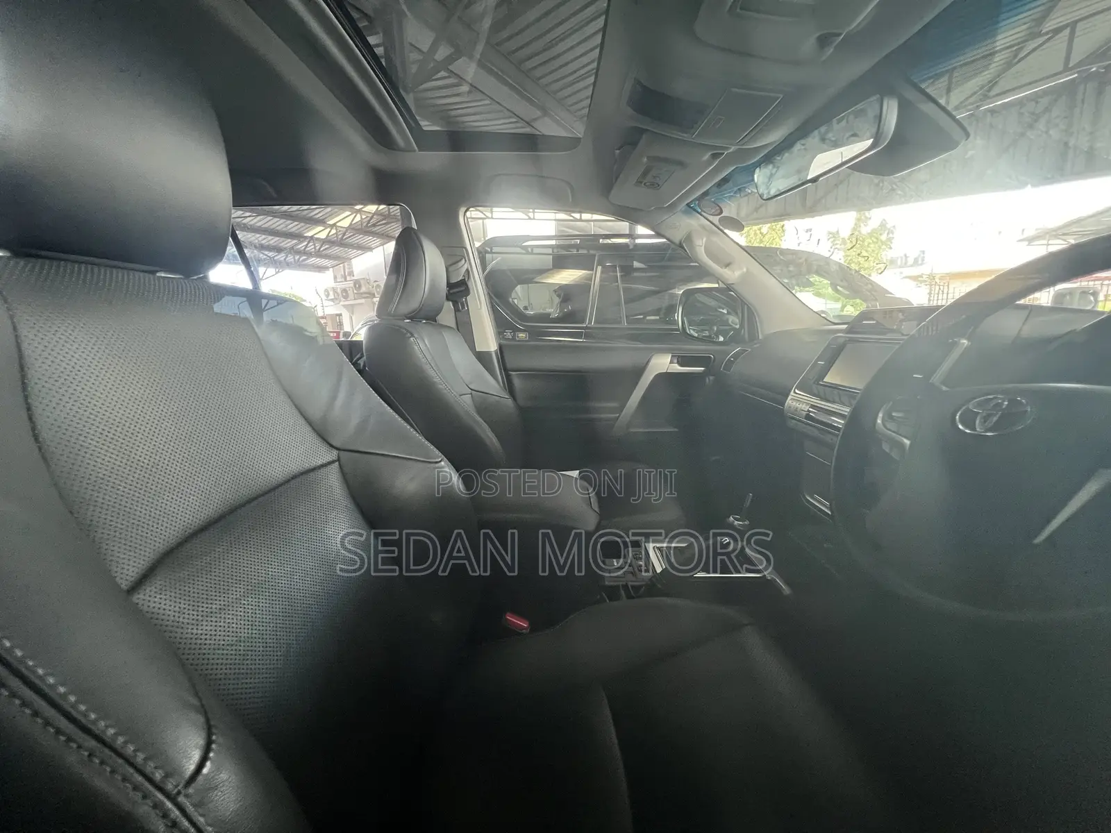 Toyota Land Cruiser Prado 2019 White