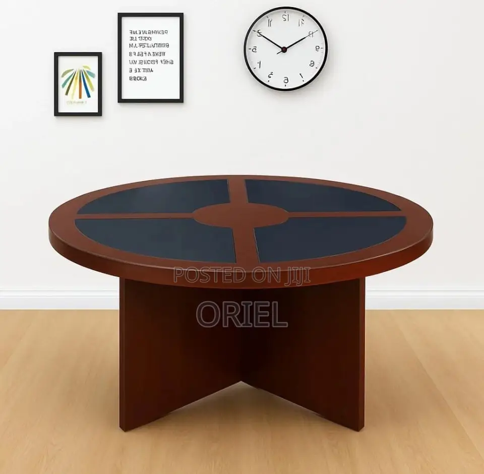 Modern Boardroom Table : 4-Seater Executive Meeting Table