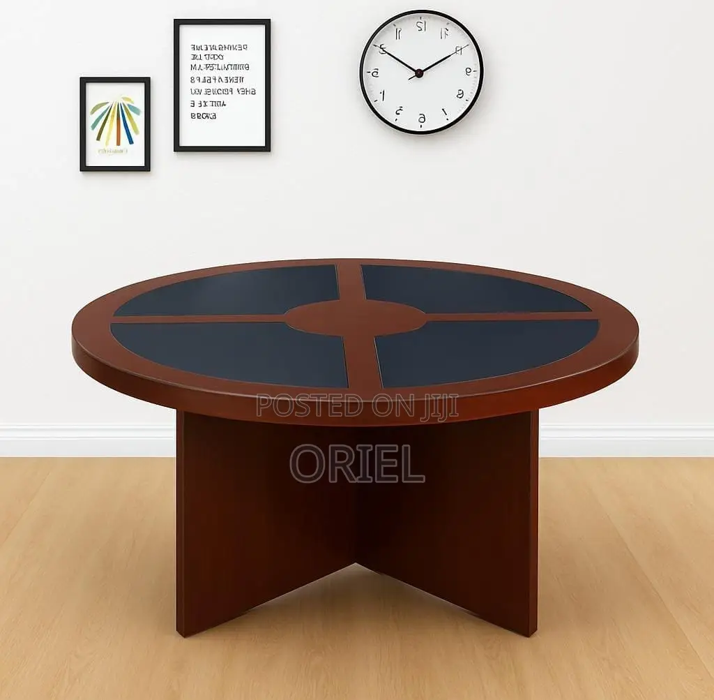 Modern Boardroom Table : 4-Seater Executive Meeting Table