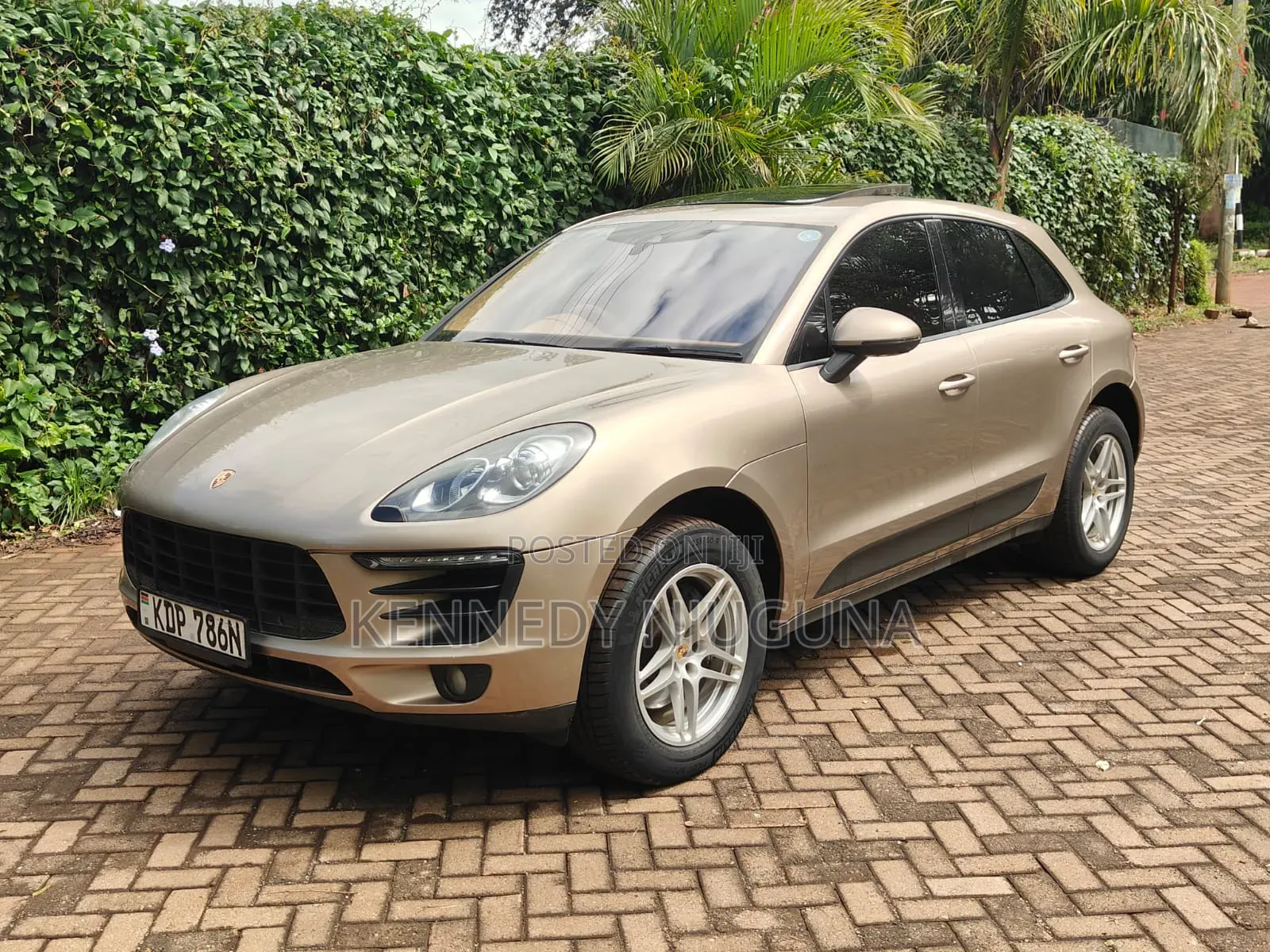 Porsche Macan Base 2017 Beige