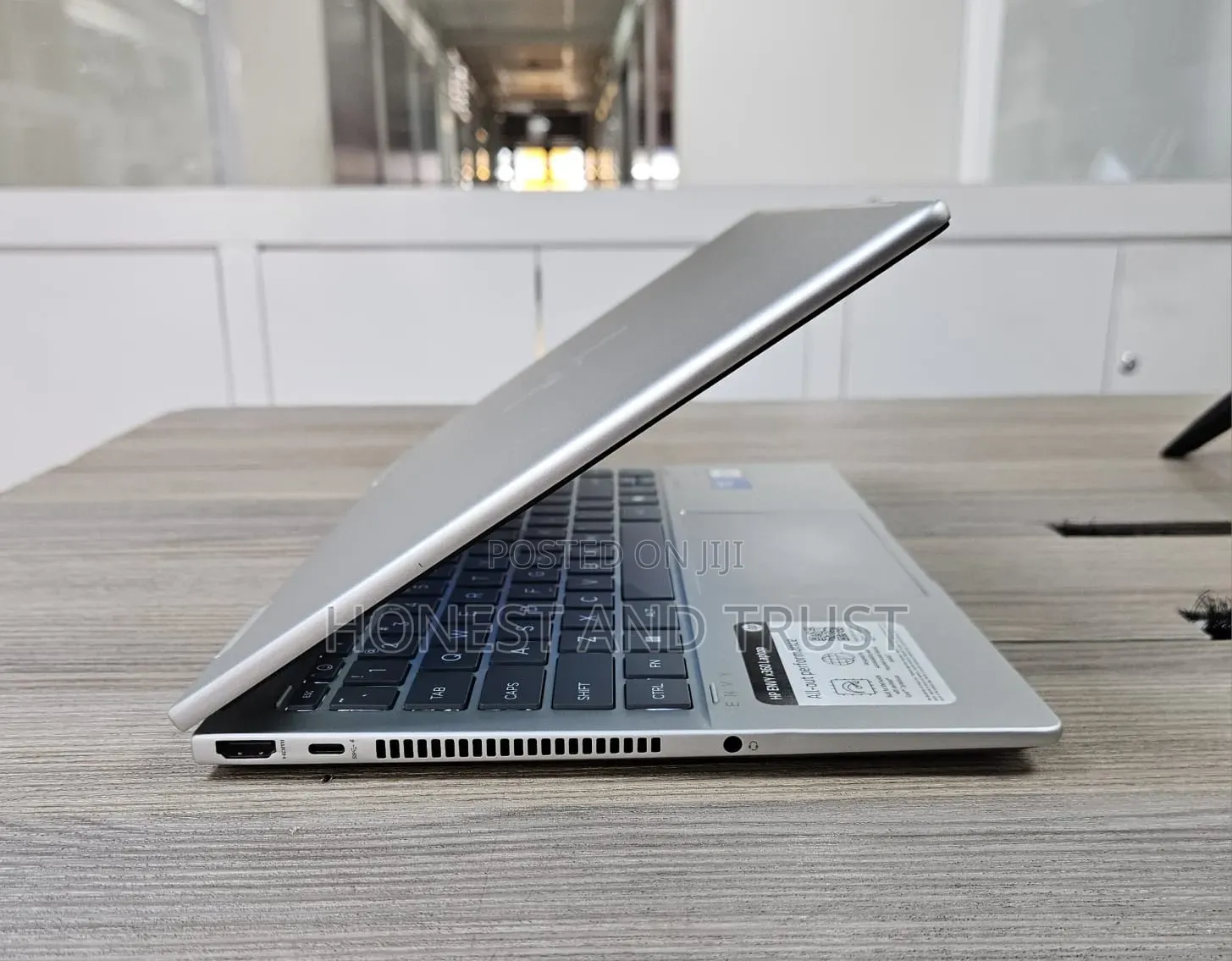 New Laptop HP Envy 14 16GB Intel Core i7 SSD 512GB