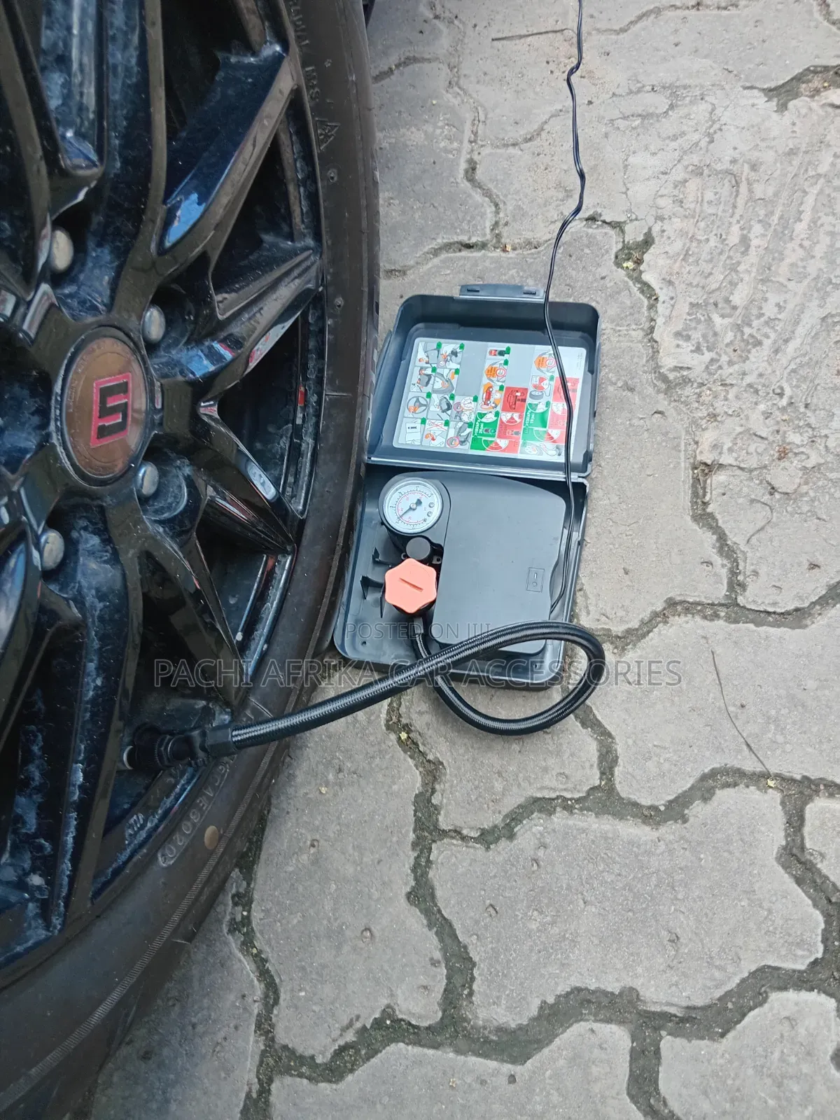 Tyre Compressor Pump