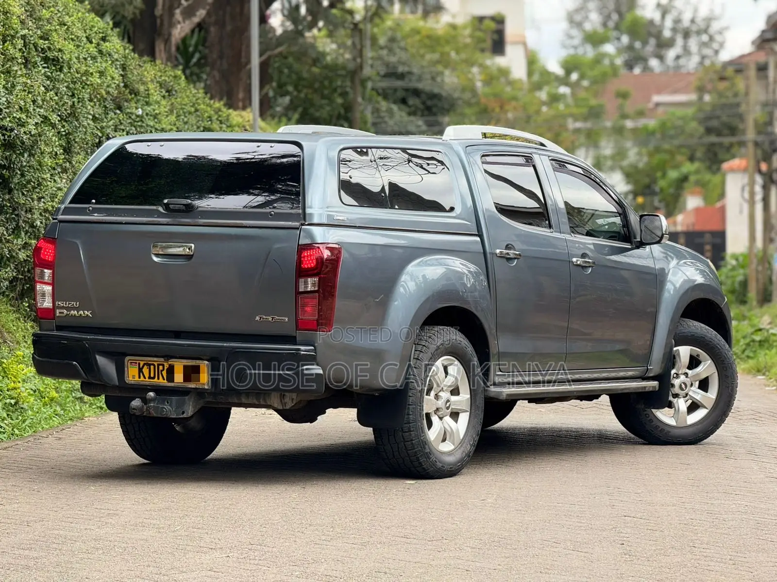 Isuzu D-MAX 2017 Gray