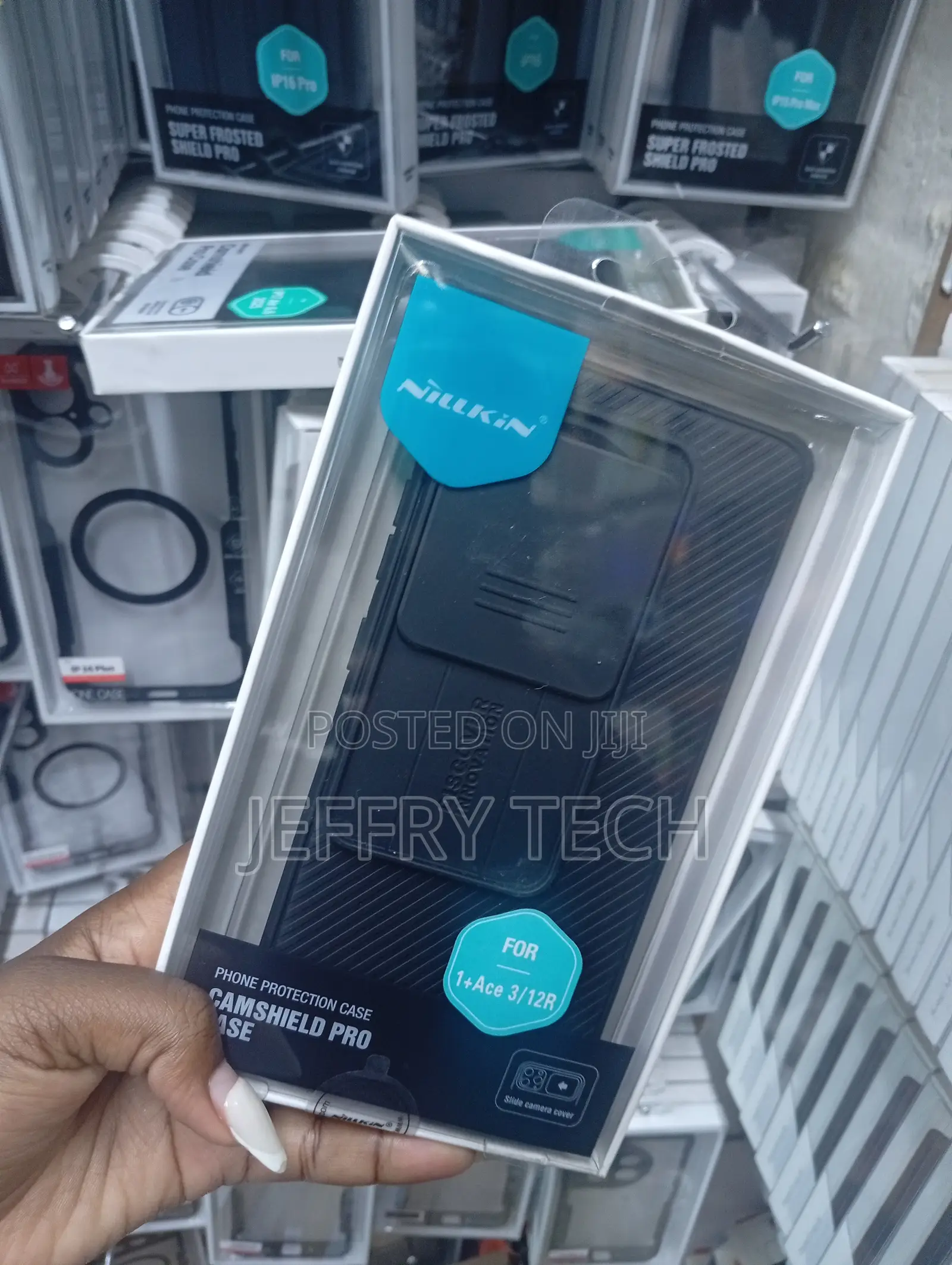 Oneplus Ace 3/12r Classic Cover