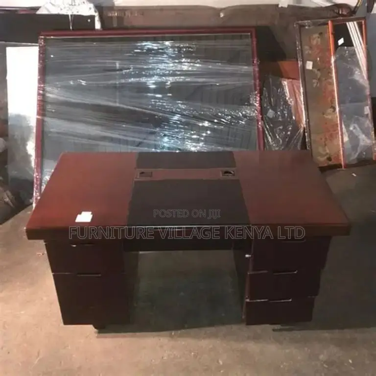 1.2m Fixed Mahogany Executive Desk With Drawers