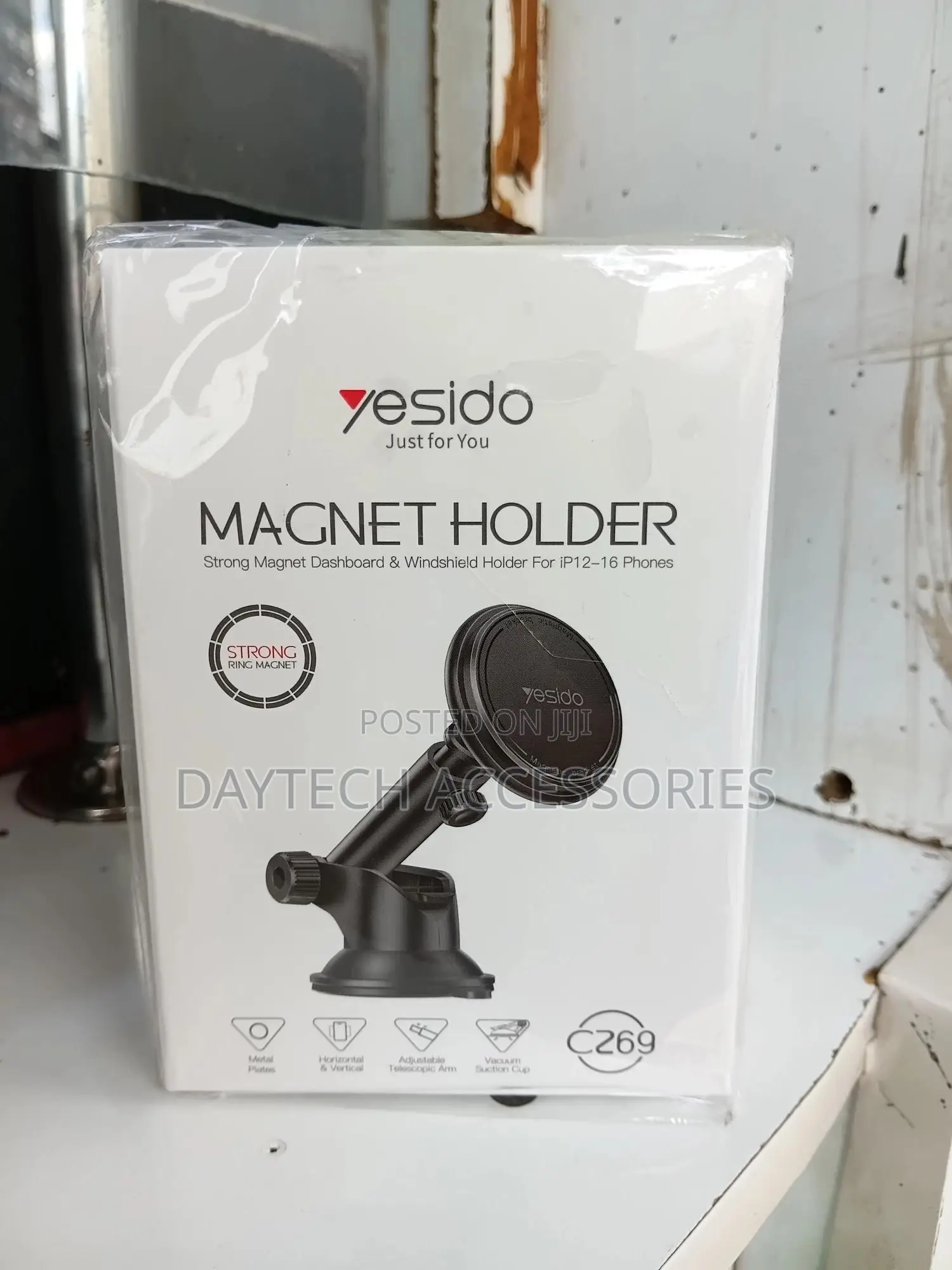 Yesido C269 Magnetic Dashboard and Windshield Phone Holder.