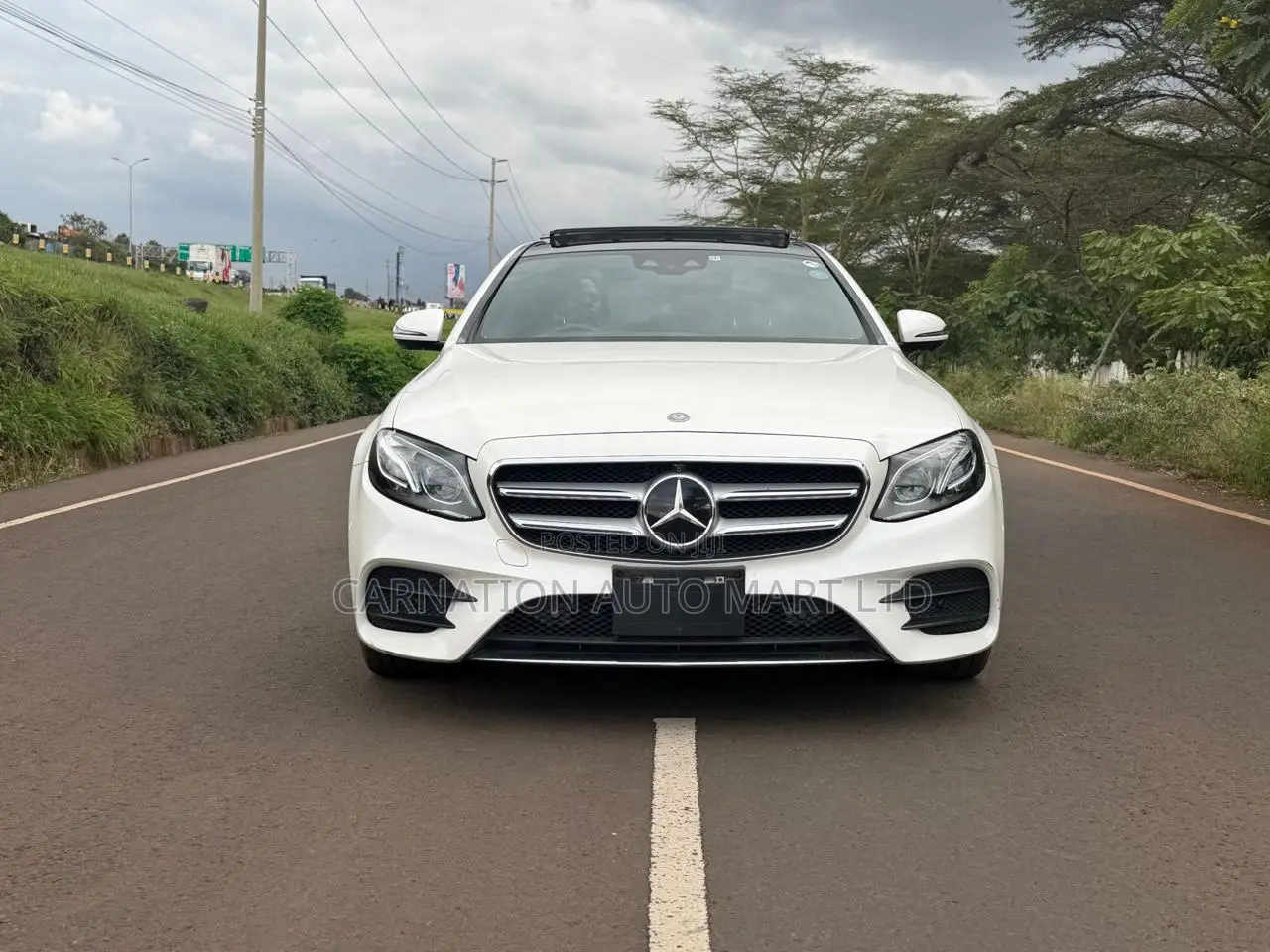 Mercedes-Benz E250 2017 Pearl